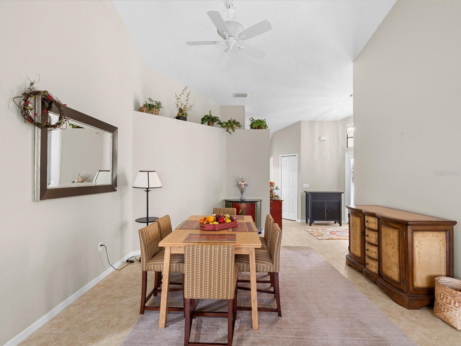 Image 14 of 96 For 1462 Shady Brook Court