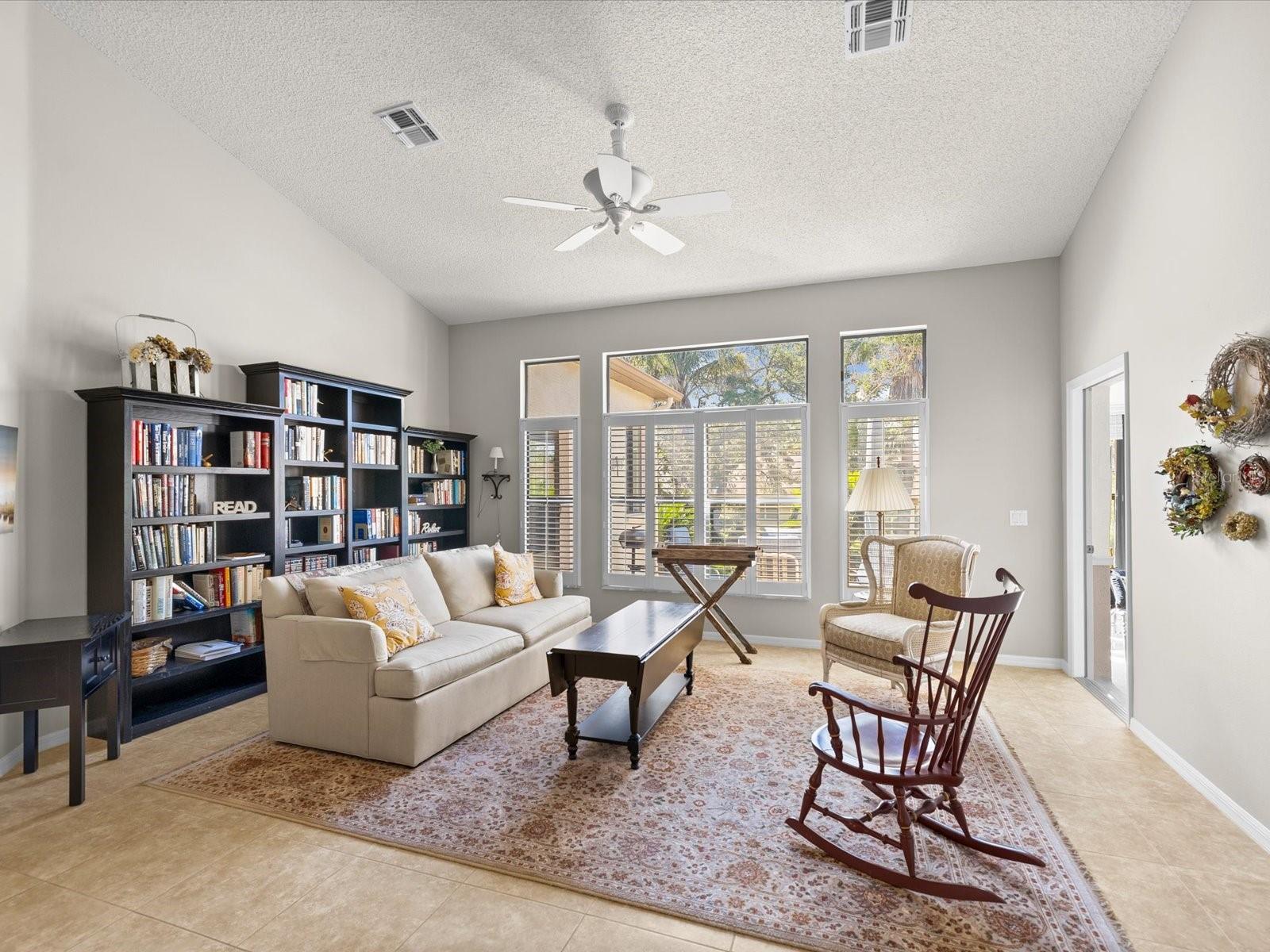 Image 16 of 96 For 1462 Shady Brook Court