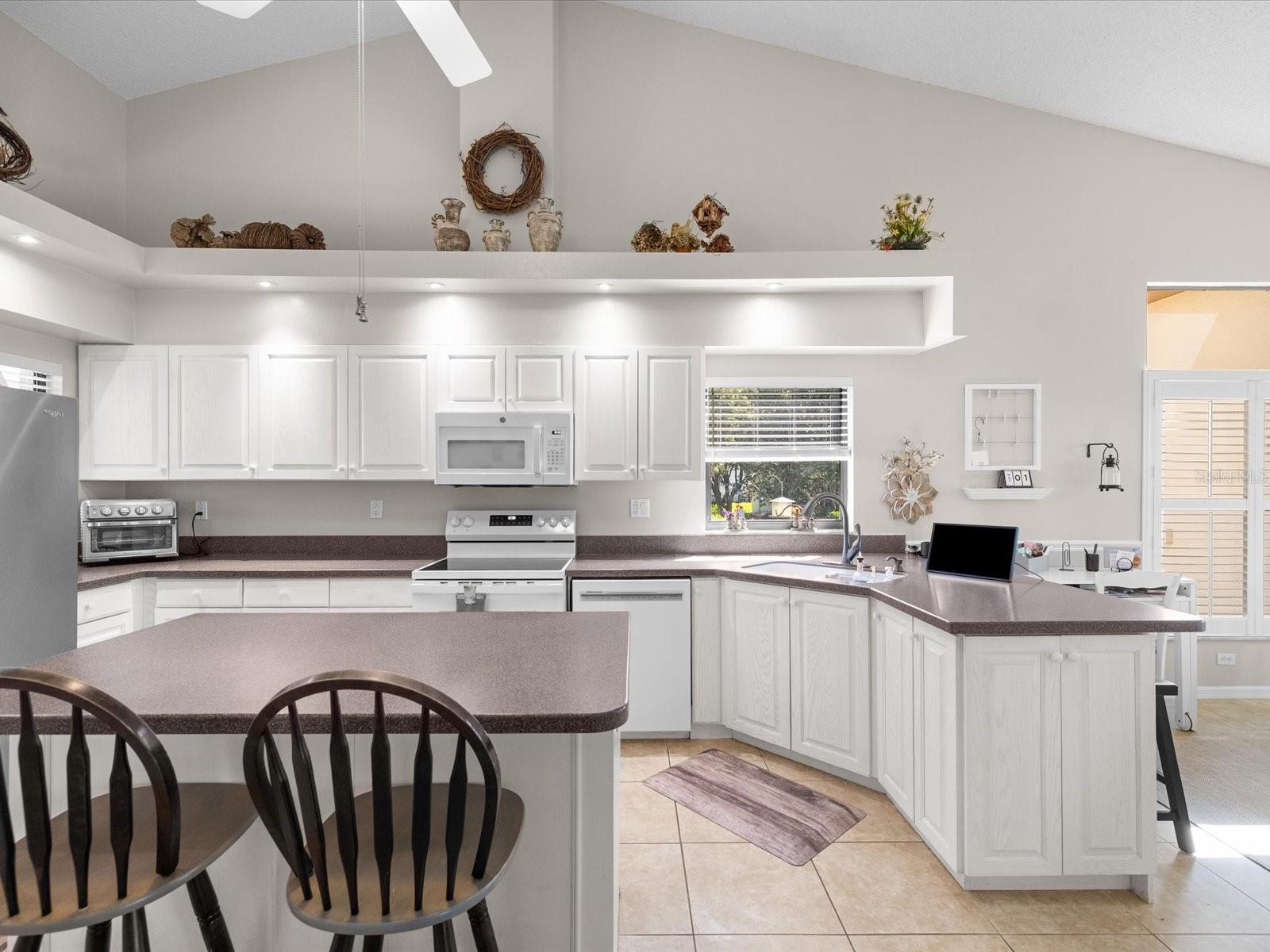 Image 3 of 96 For 1462 Shady Brook Court