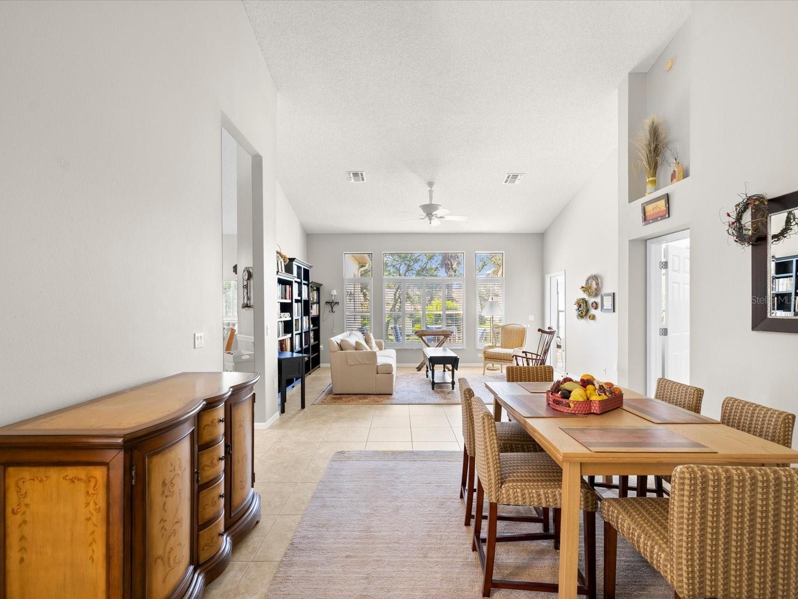 Image 6 of 96 For 1462 Shady Brook Court