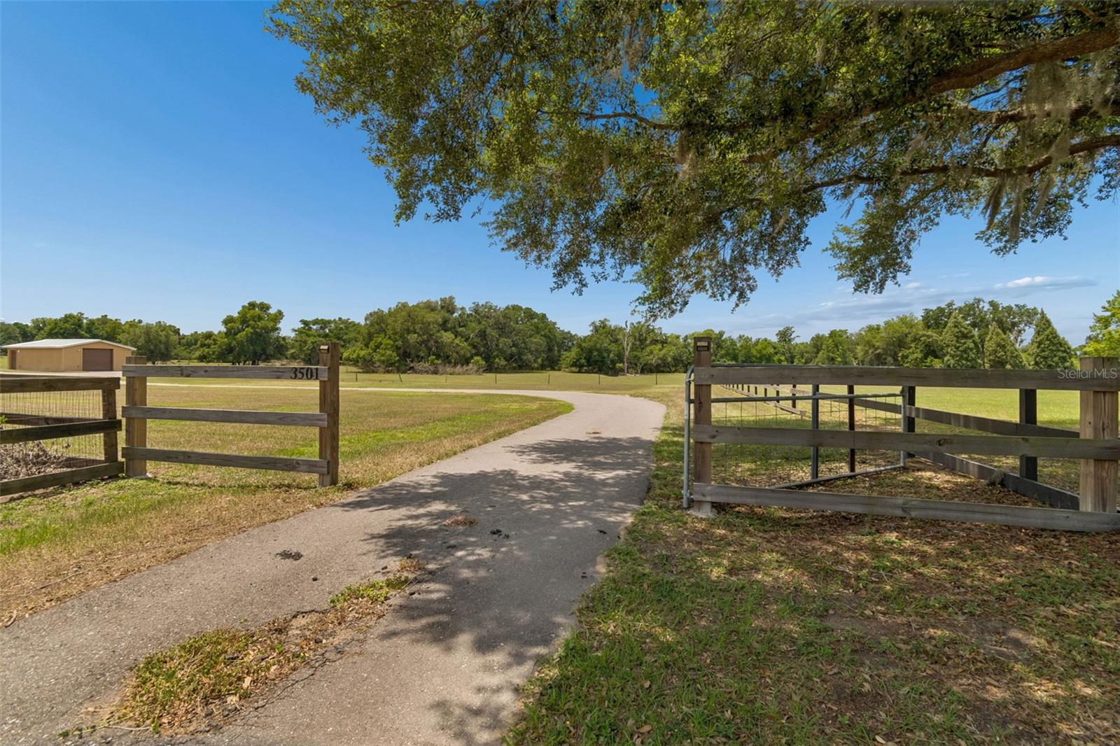 Image 4 of 40 For 3501 Austin Trail Lane