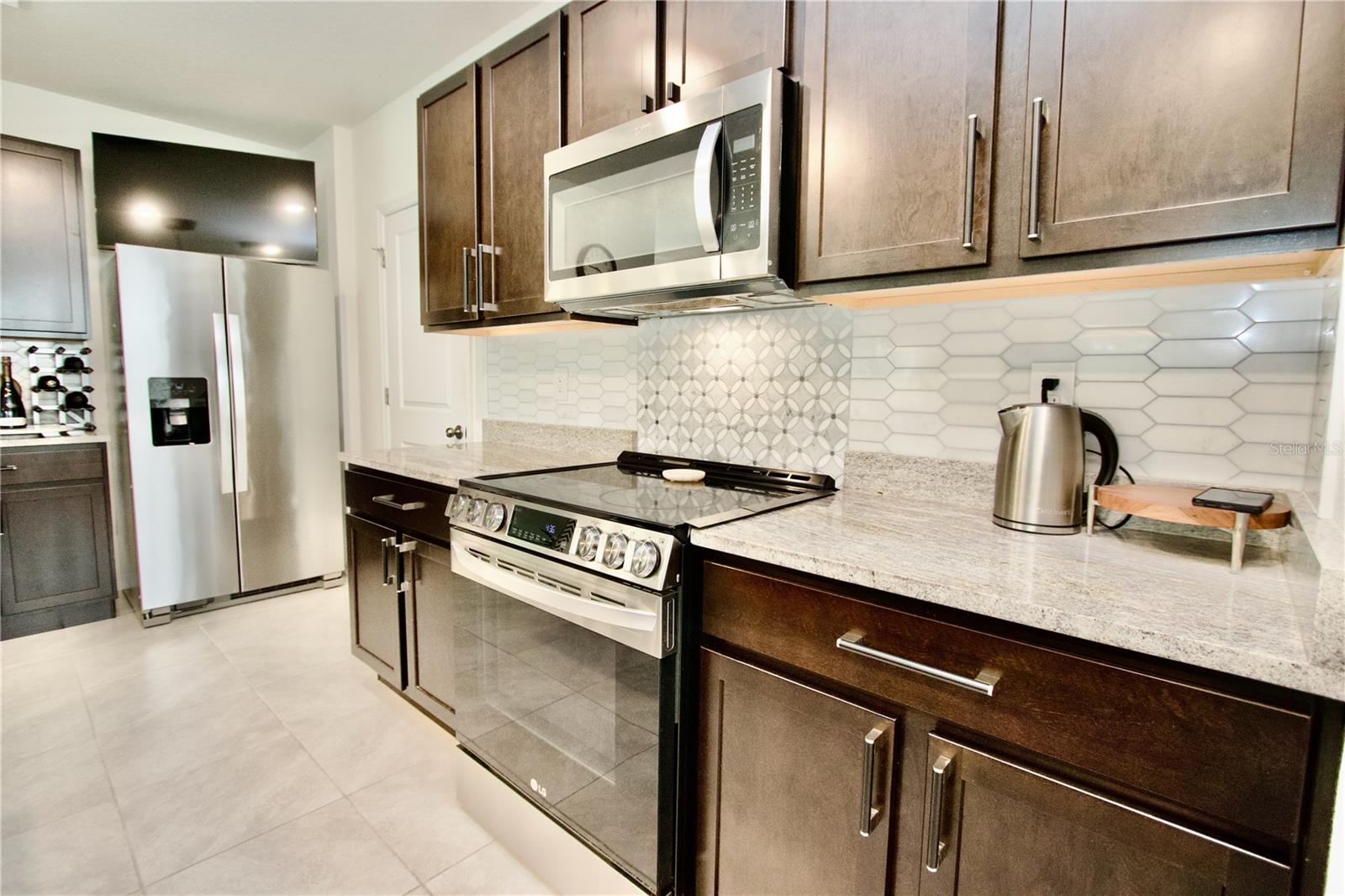 Image 11 of 34 For 7530 Cypress Walk Drive