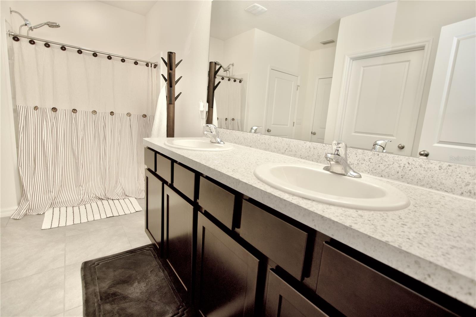 Image 22 of 34 For 7530 Cypress Walk Drive
