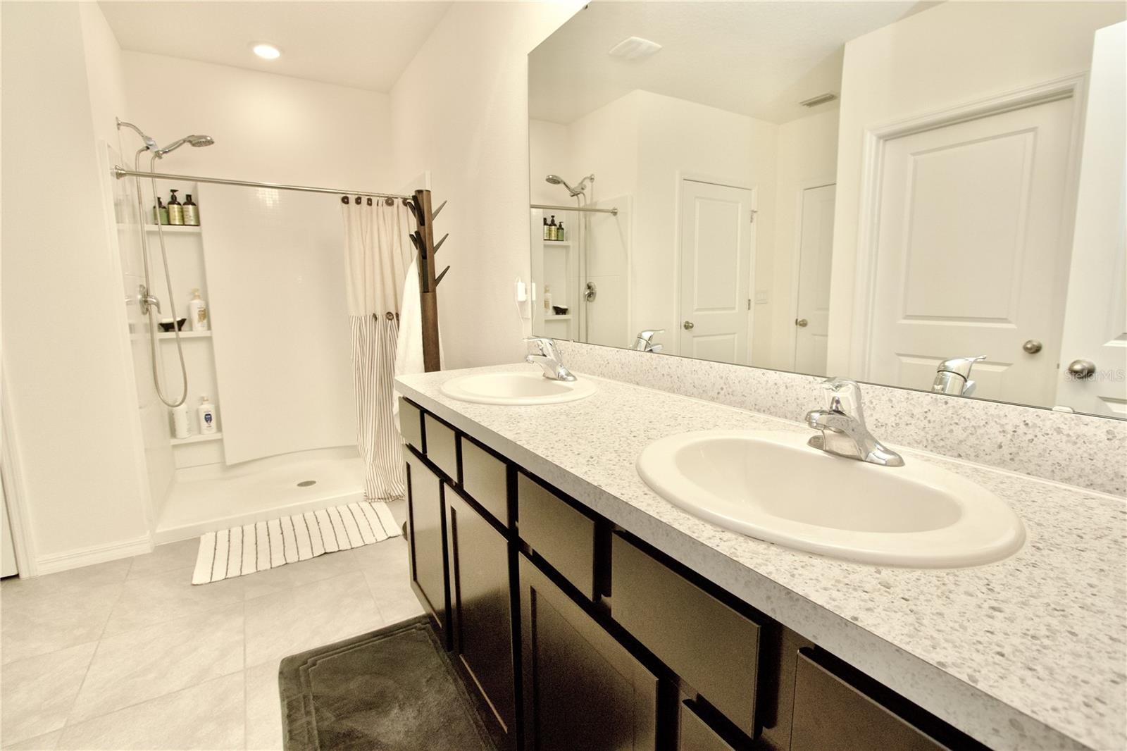 Image 23 of 34 For 7530 Cypress Walk Drive