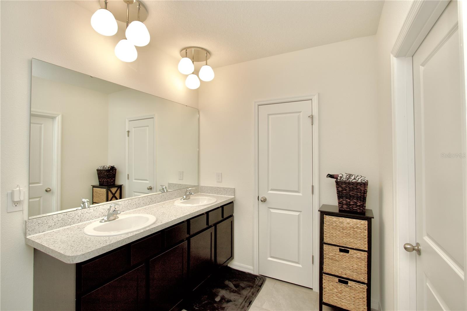 Image 24 of 34 For 7530 Cypress Walk Drive