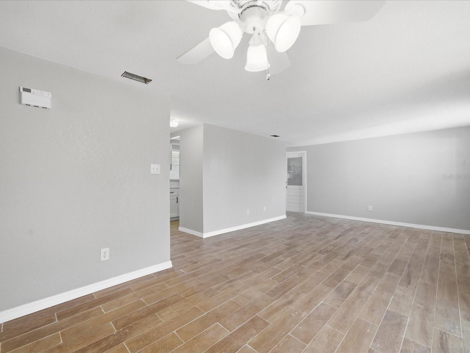 Image 10 of 21 For 18938 Kolb Place