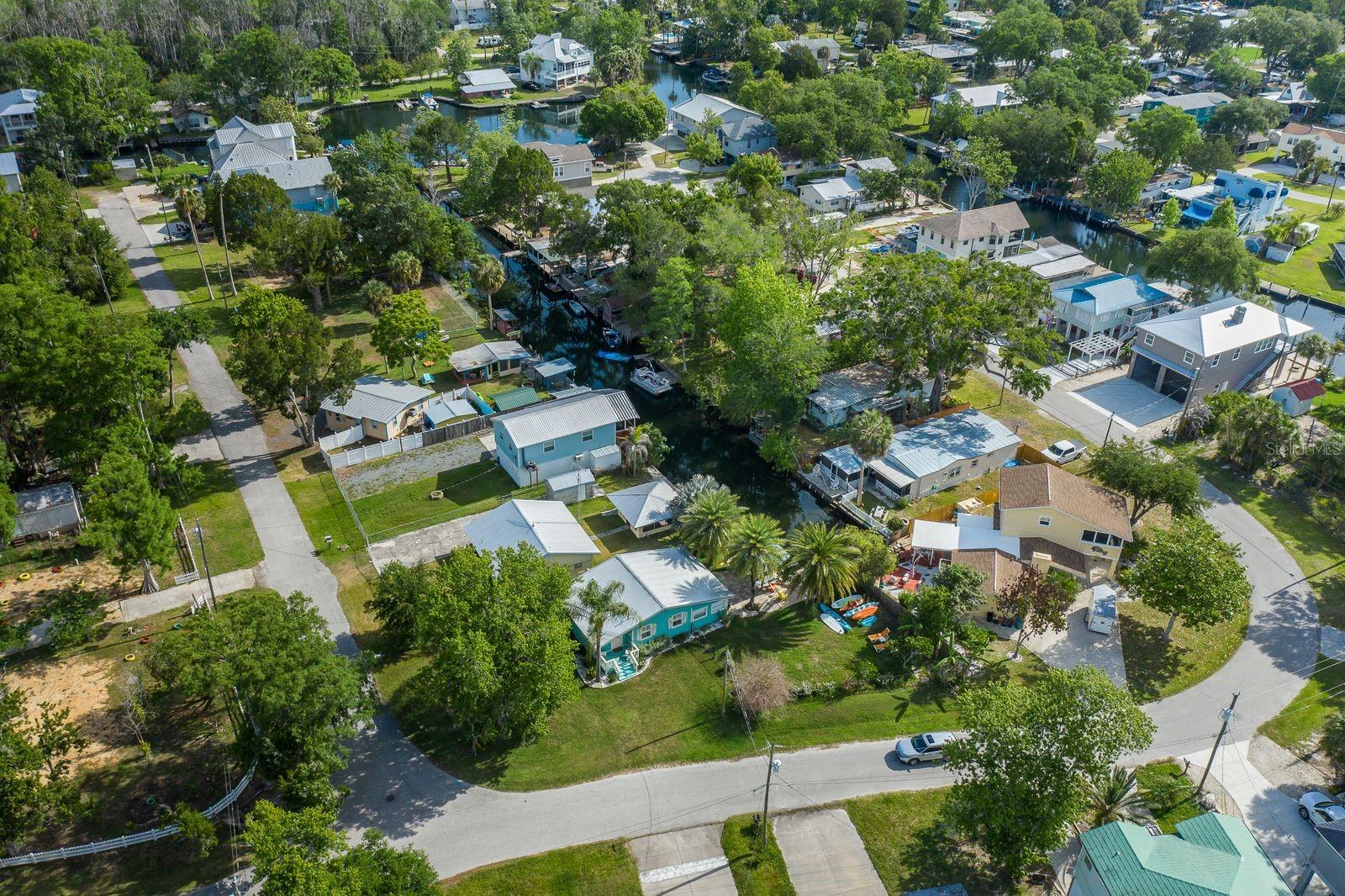 Image 6 of 51 For 5473 Darlene Street