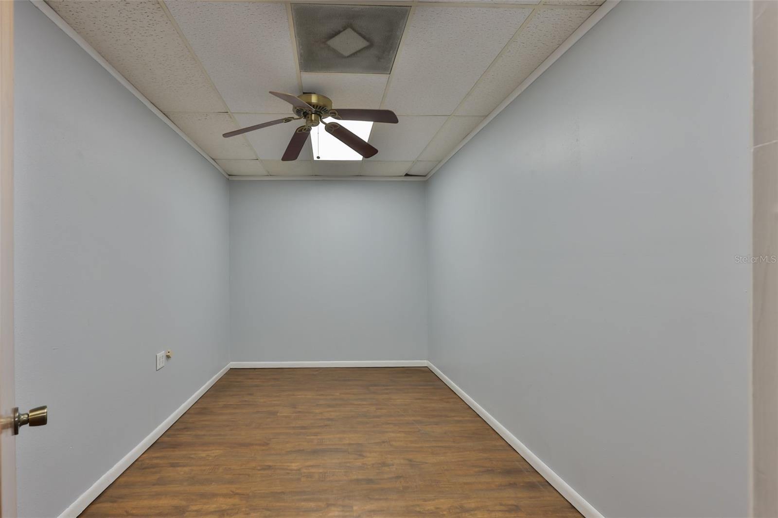 Image 11 of 24 For 1801 28th Street N