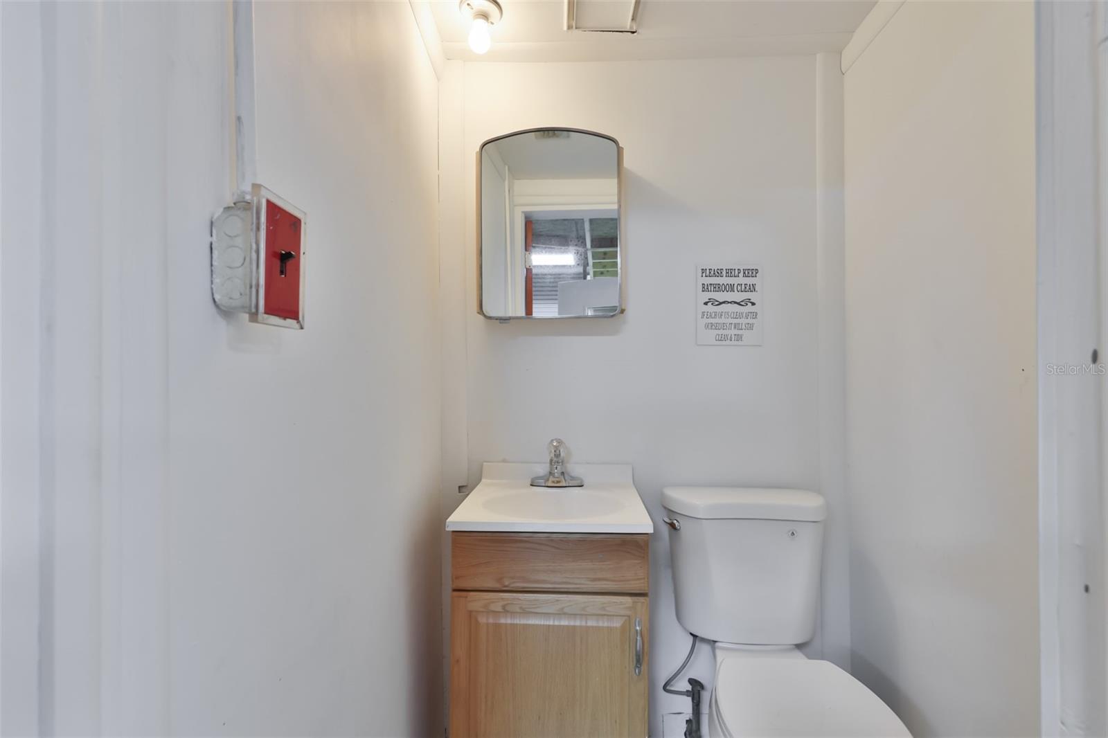 Image 15 of 24 For 1801 28th Street N