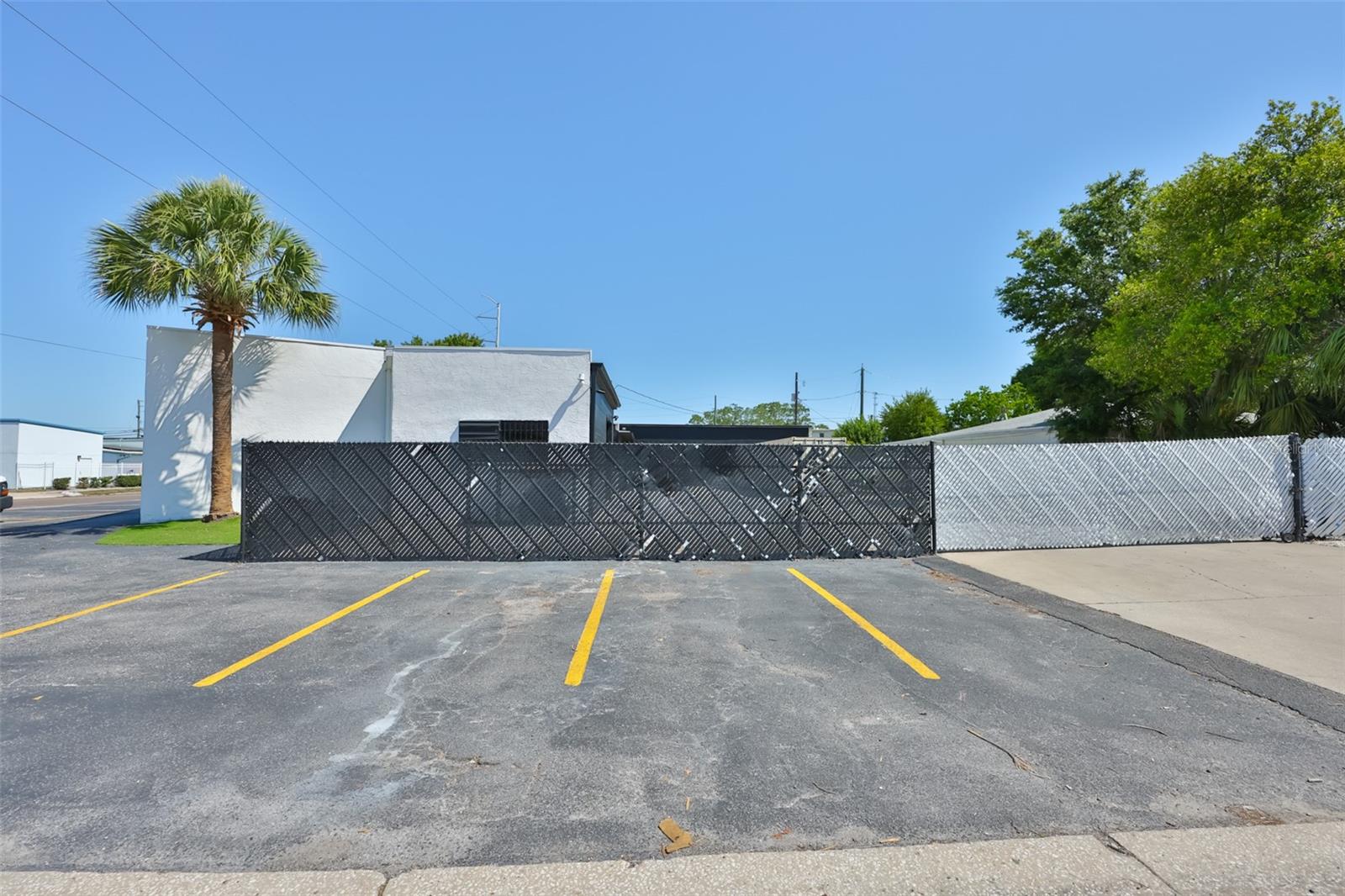 Image 22 of 24 For 1801 28th Street N