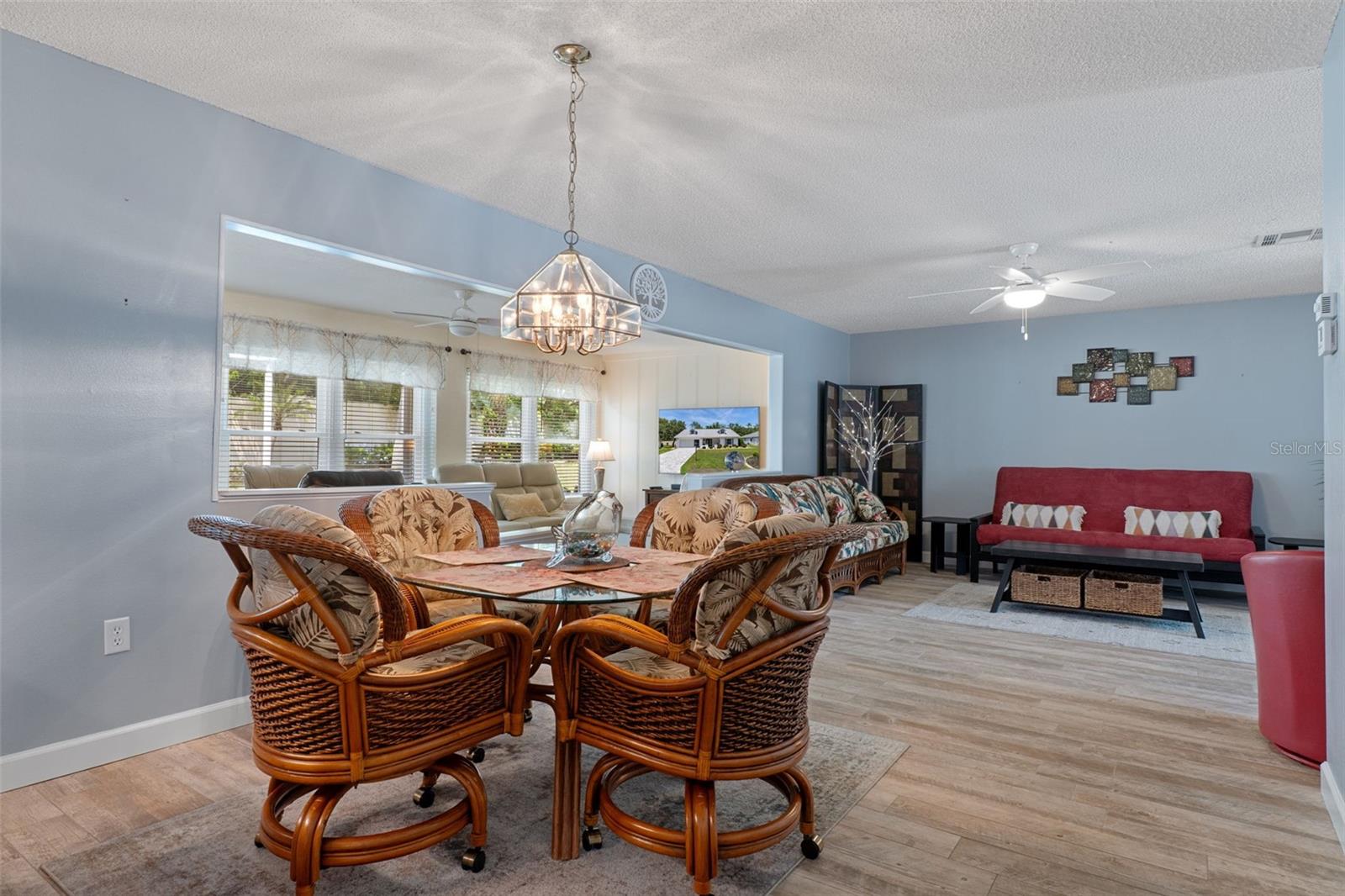 Image 14 of 85 For 2643 Royal Ridge Drive