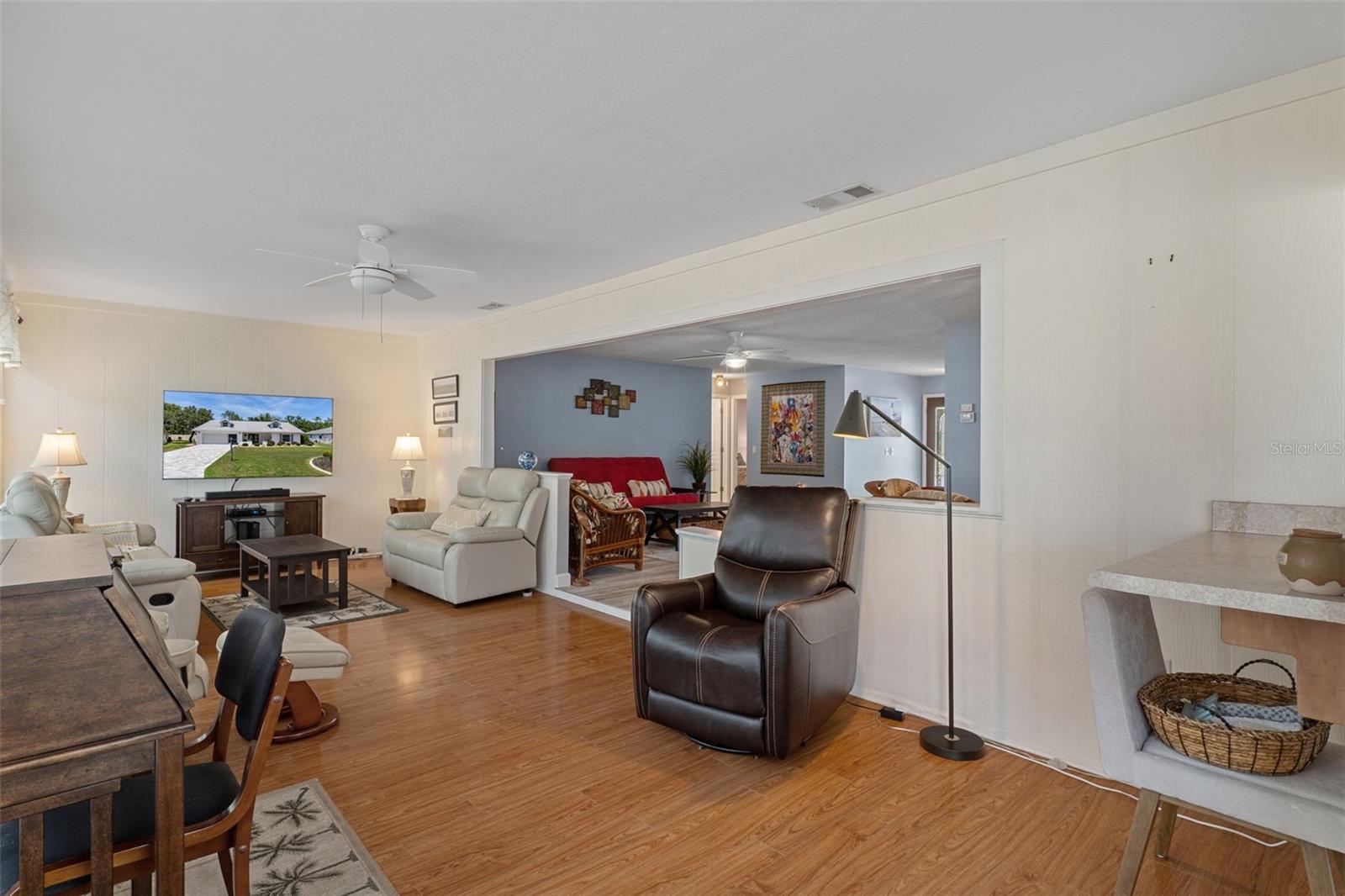 Image 20 of 85 For 2643 Royal Ridge Drive