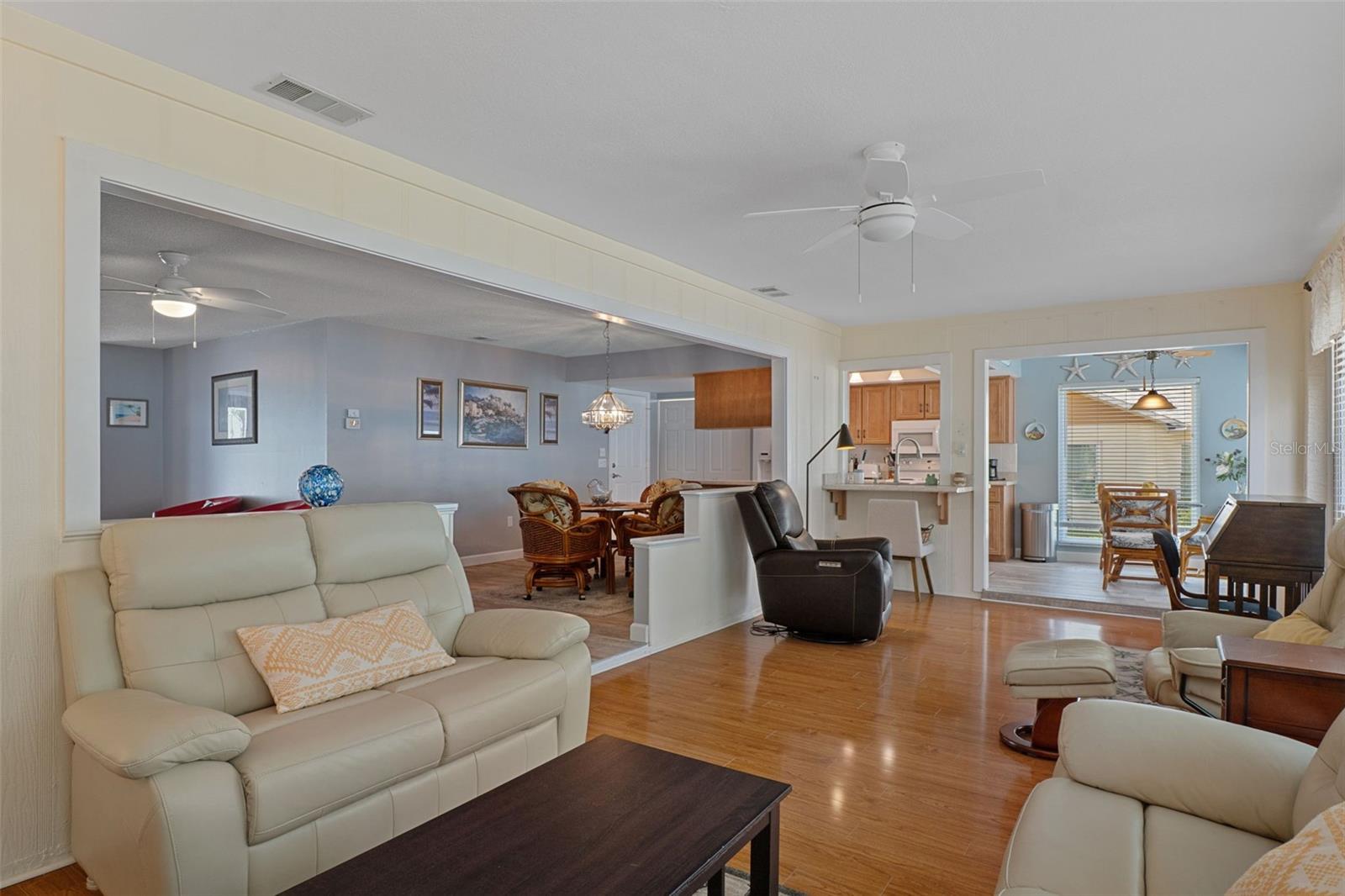Image 22 of 85 For 2643 Royal Ridge Drive