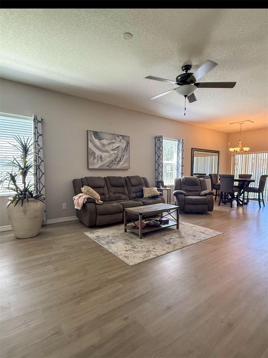 Image 4 of 32 For 17535 Stinchar Drive