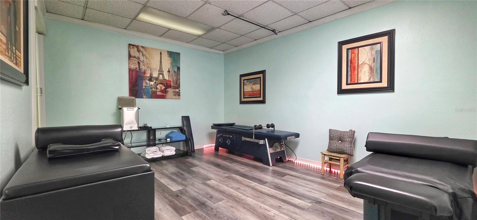Image 5 of 14 For 2323 Curlew Road 7e