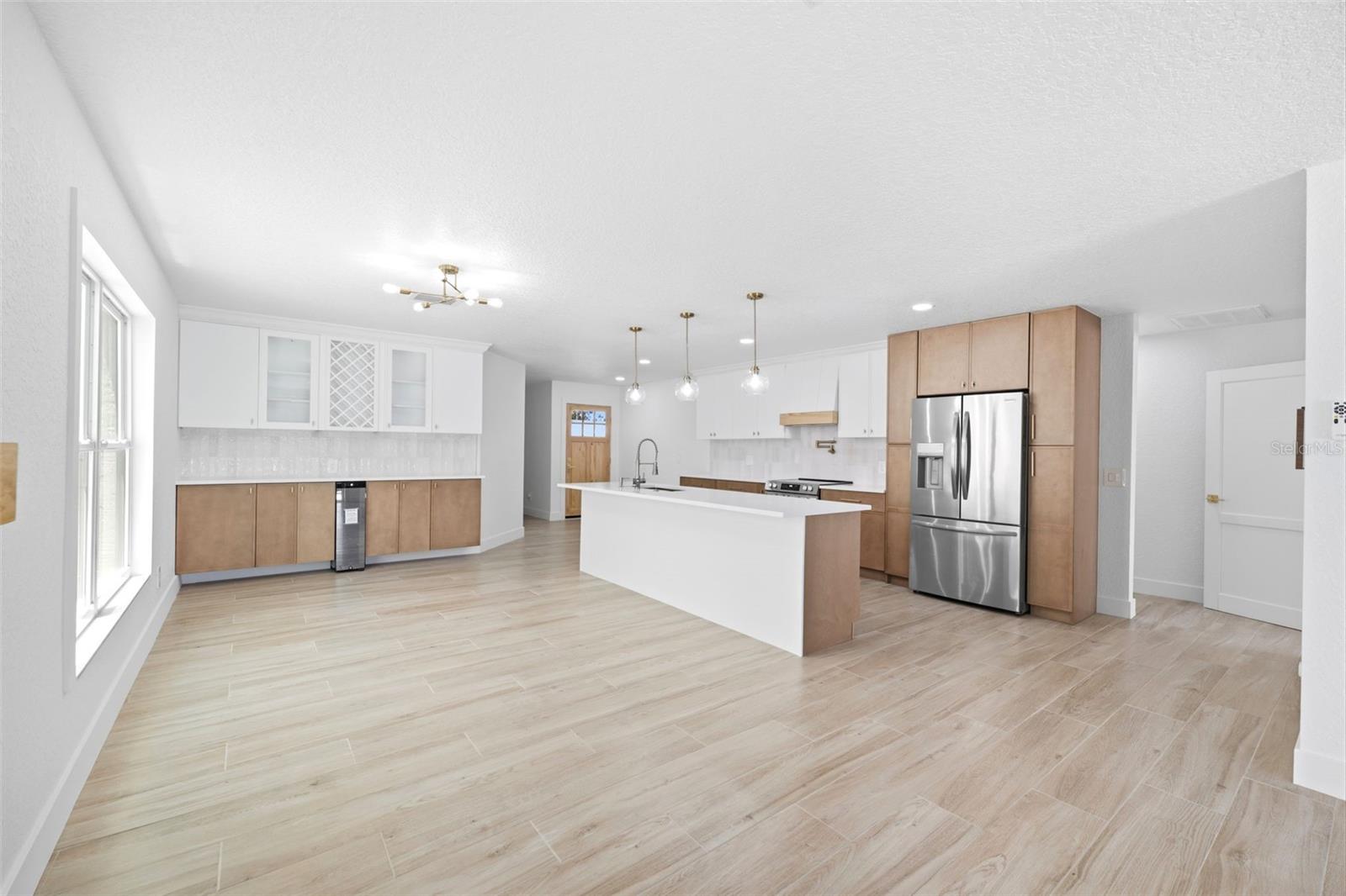 Image 13 of 43 For 4673 Dewey Drive