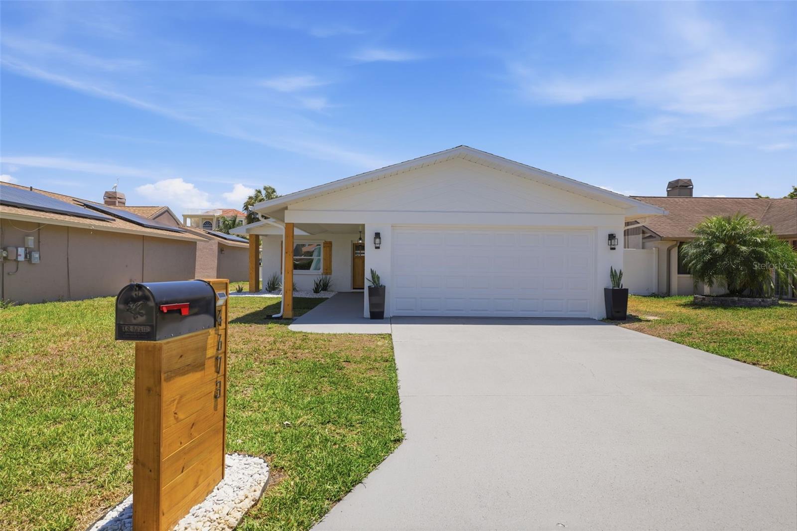 Image 2 of 43 For 4673 Dewey Drive