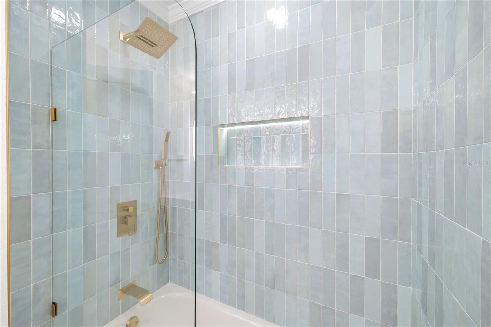 Image 31 of 43 For 4673 Dewey Drive