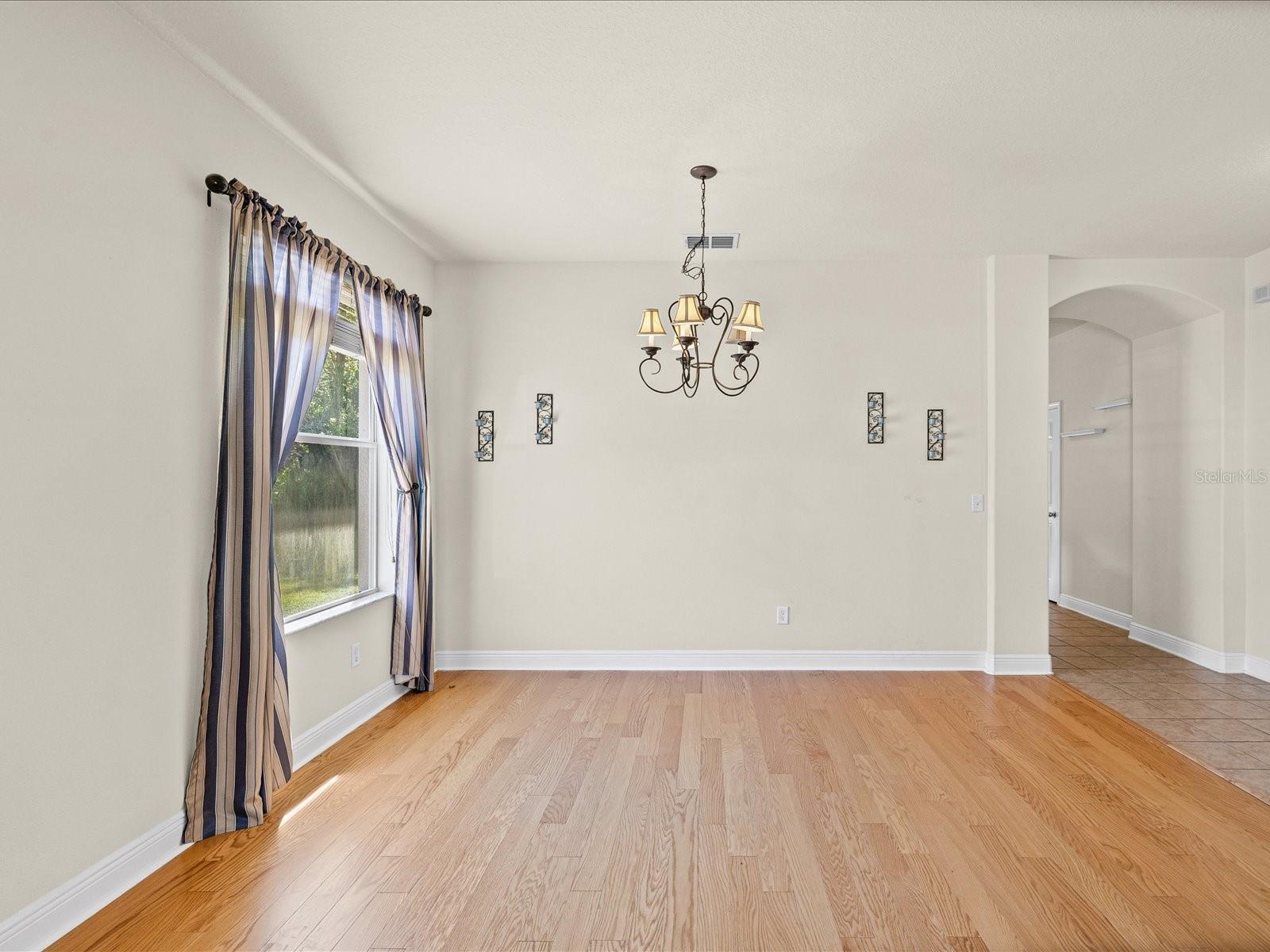 Image 4 of 62 For 11448 Merganser Way