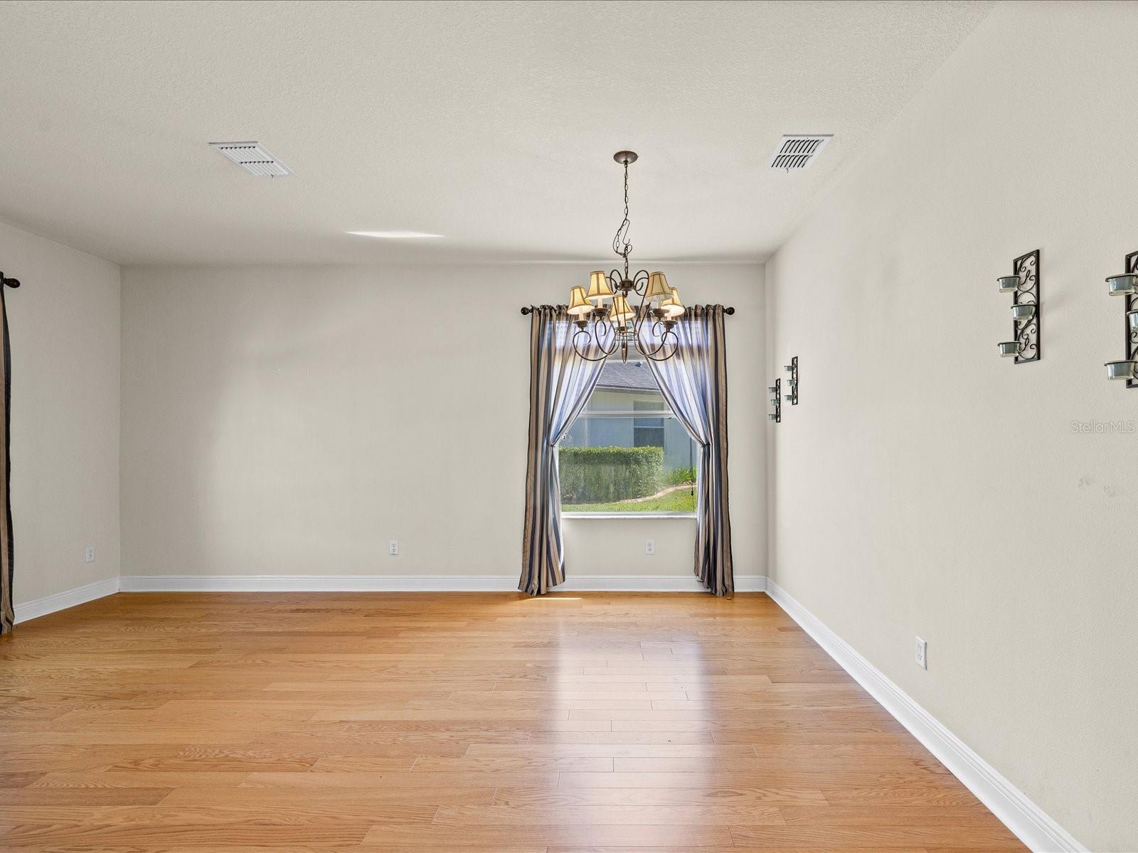 Image 5 of 62 For 11448 Merganser Way
