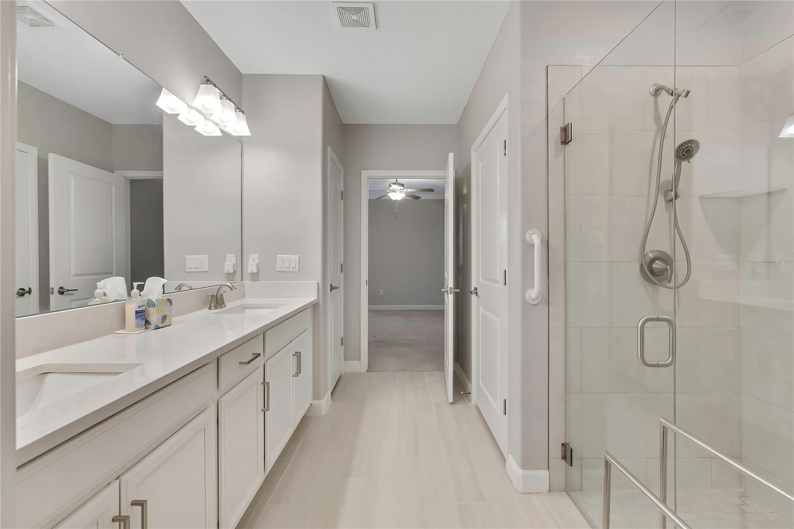 Image 16 of 40 For 16663 Shell Bay Drive