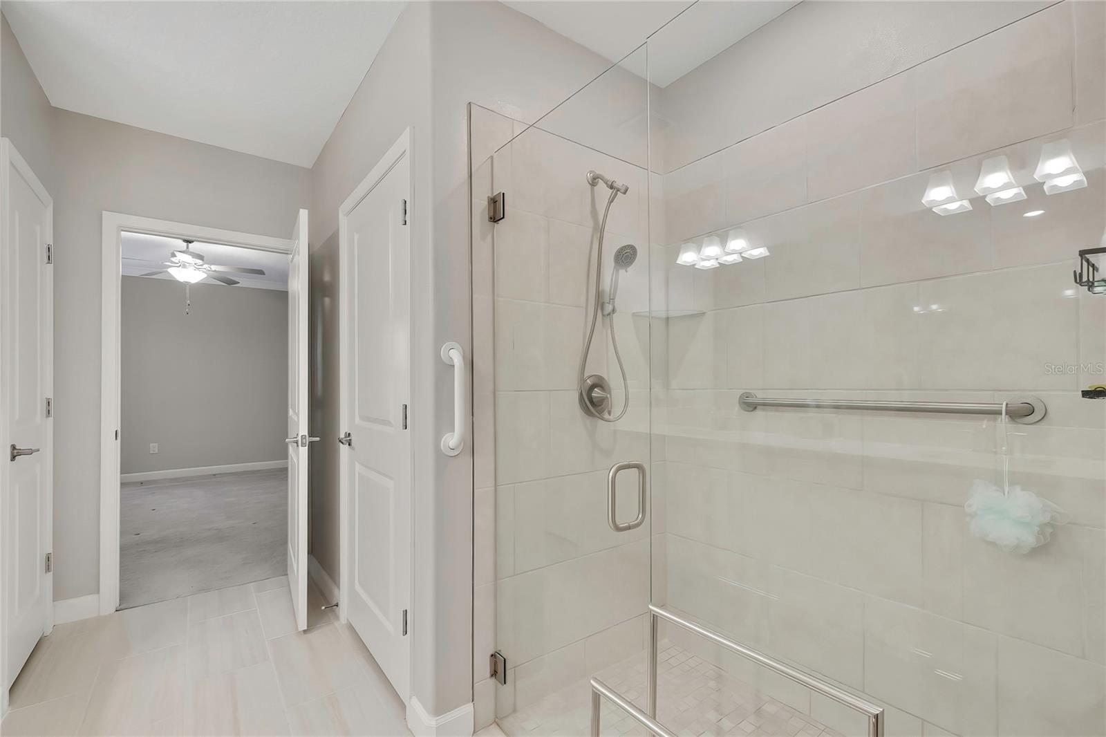 Image 17 of 40 For 16663 Shell Bay Drive