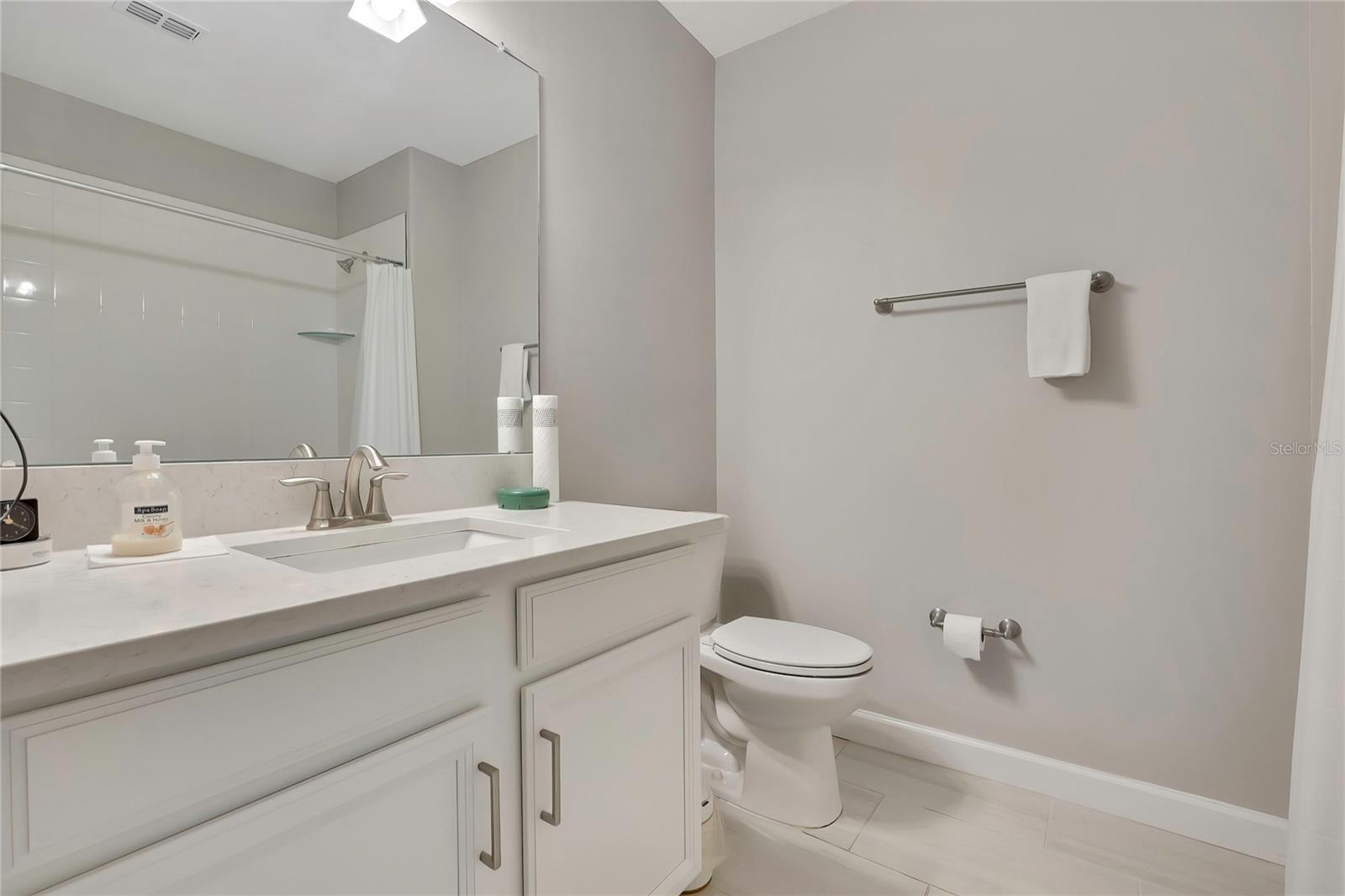 Image 22 of 40 For 16663 Shell Bay Drive