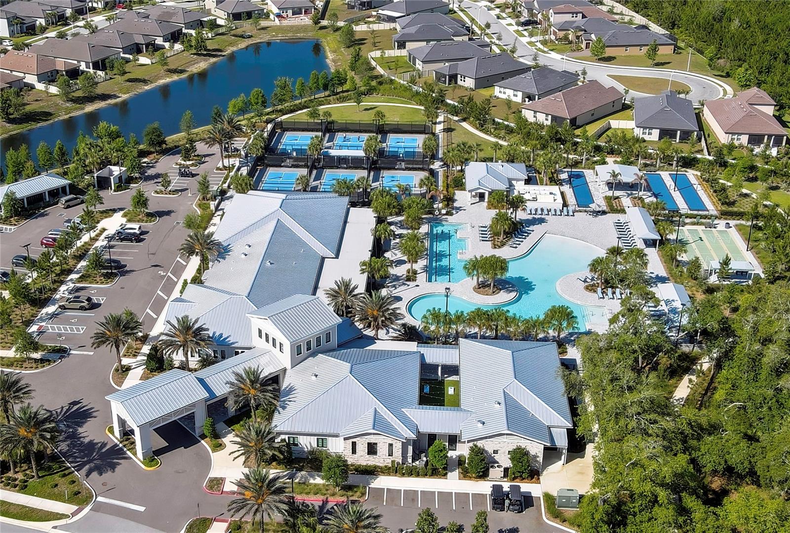 Image 37 of 40 For 16663 Shell Bay Drive