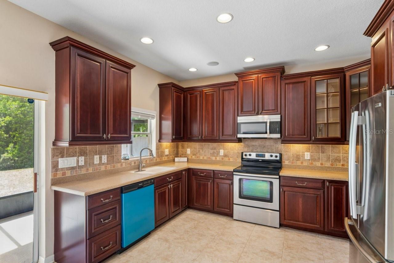 Image 11 of 99 For 9423 Fairhope Court