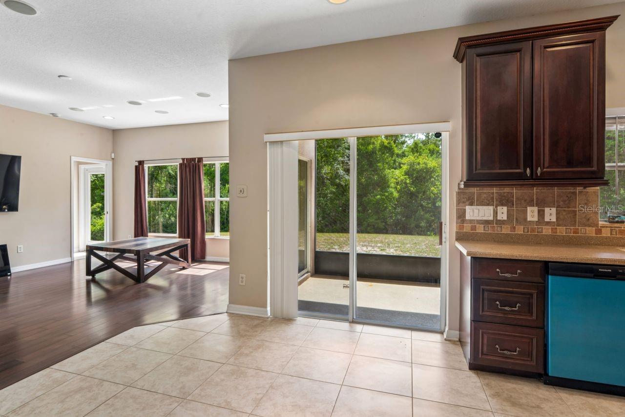 Image 16 of 99 For 9423 Fairhope Court