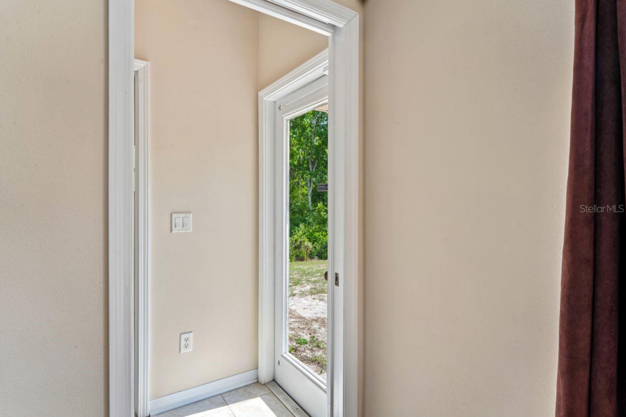 Image 23 of 99 For 9423 Fairhope Court