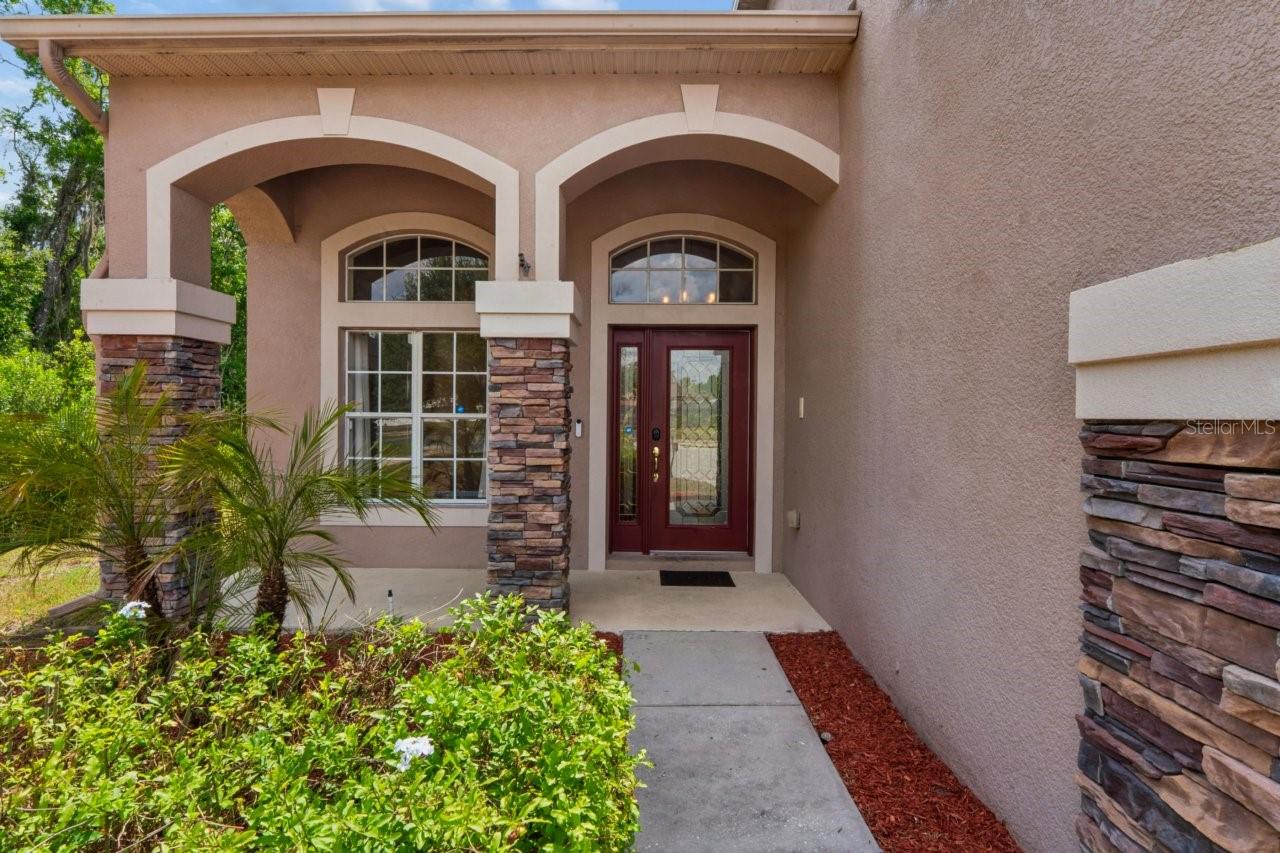 Image 4 of 99 For 9423 Fairhope Court