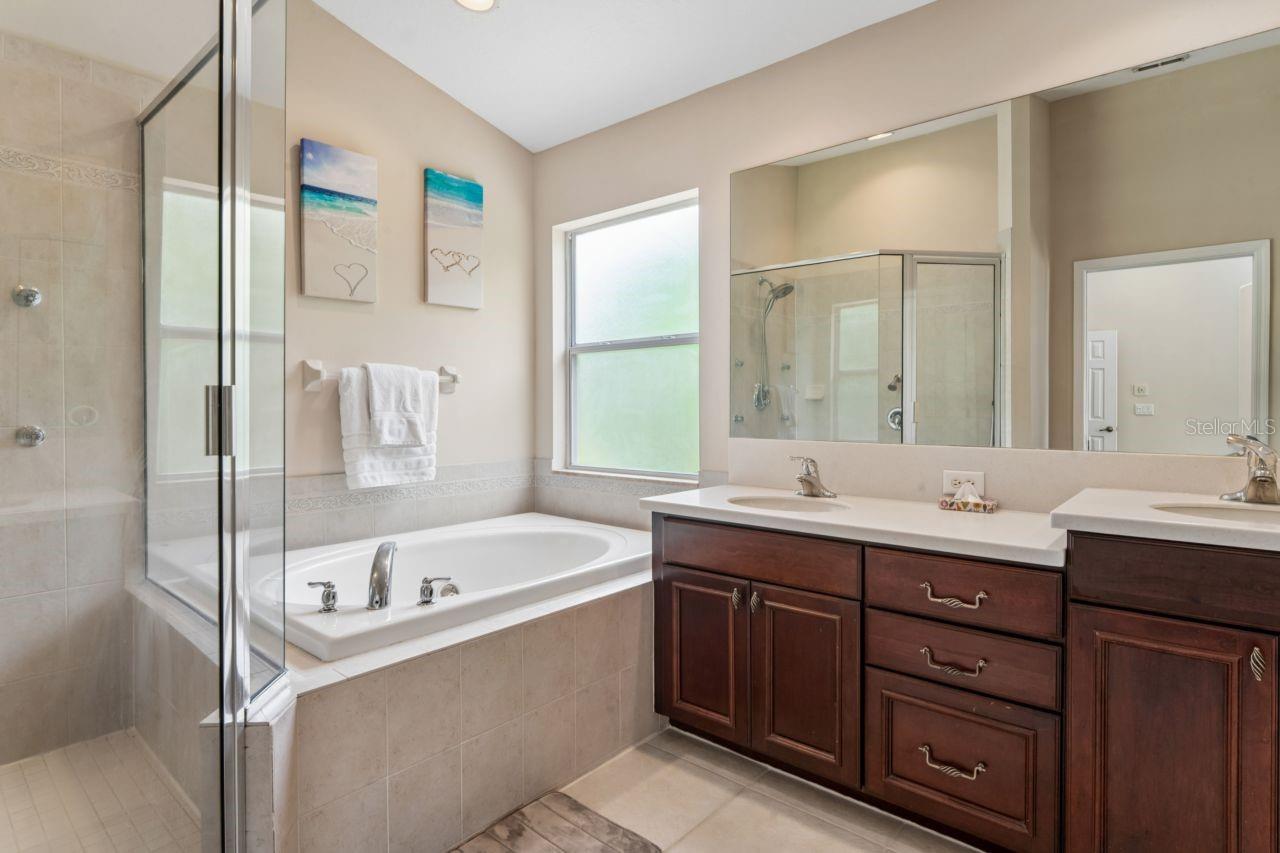 Image 41 of 99 For 9423 Fairhope Court