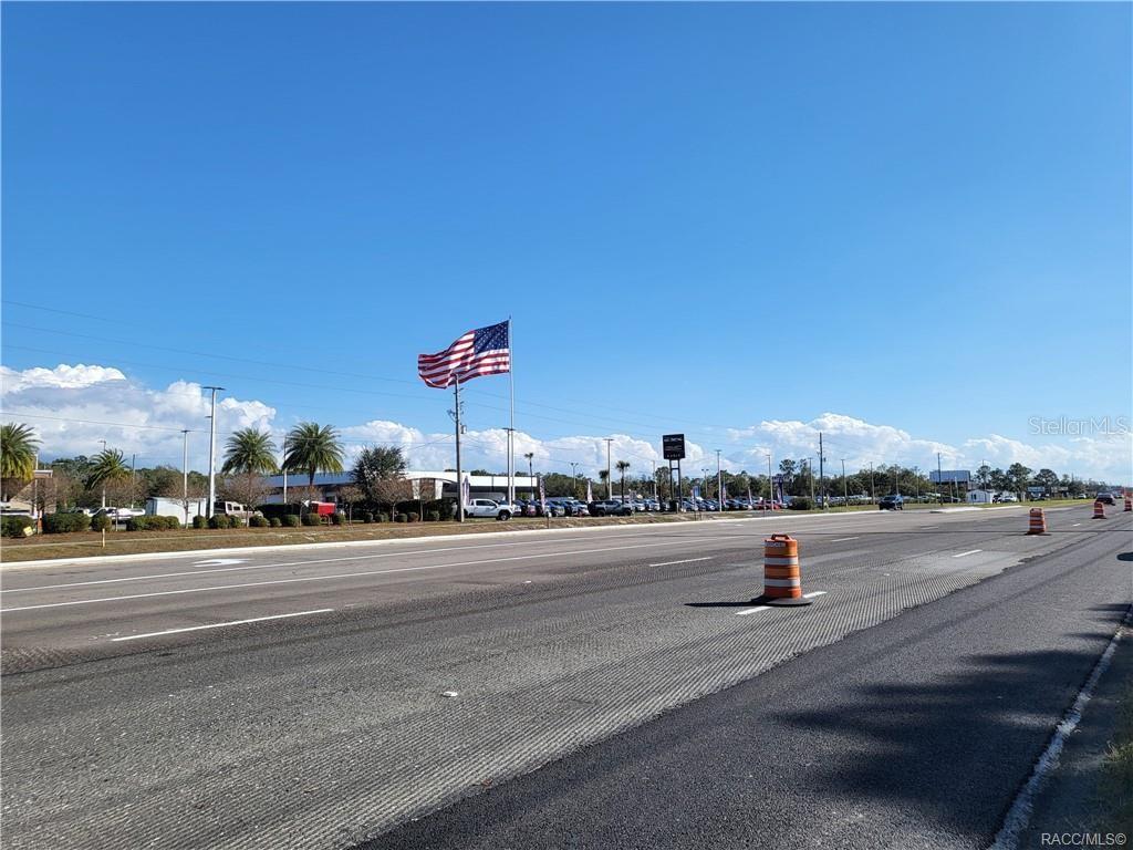 Image 2 of 5 For 1224 Suncoast Boulevard