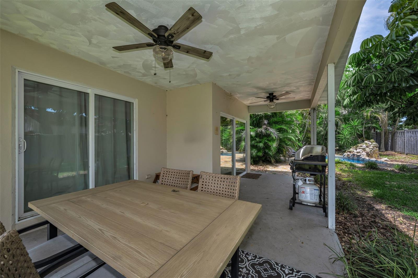 Image 38 of 75 For 2823 Challenger Drive