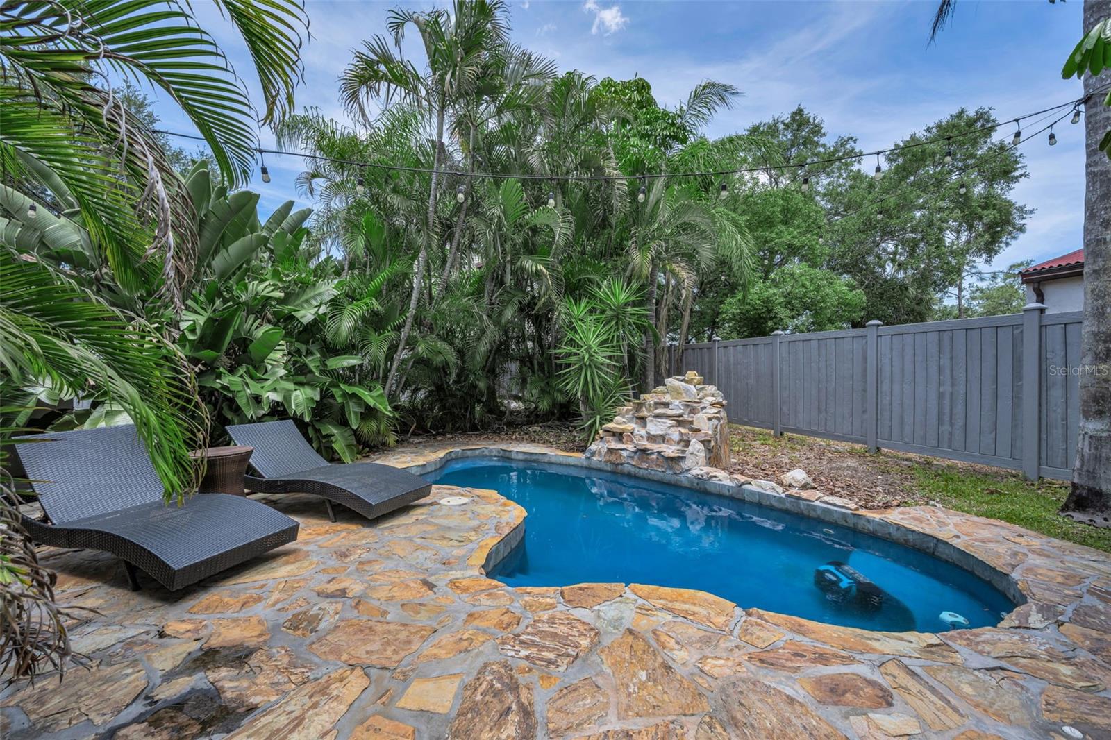 Image 39 of 75 For 2823 Challenger Drive