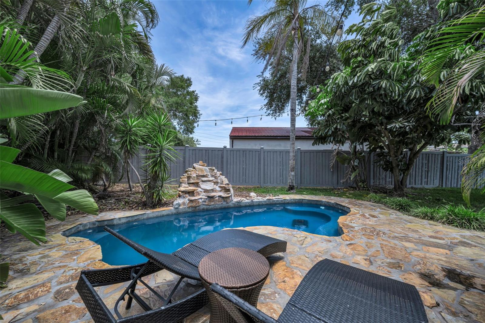 Image 41 of 75 For 2823 Challenger Drive