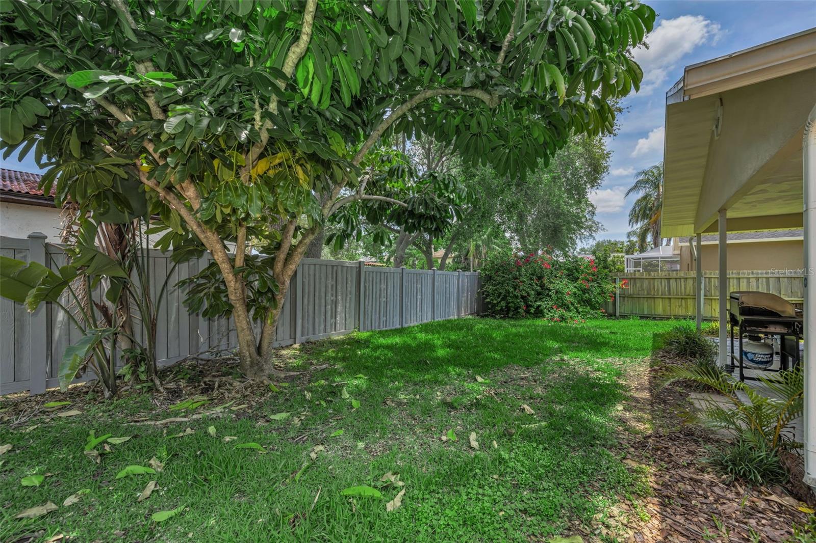 Image 42 of 75 For 2823 Challenger Drive