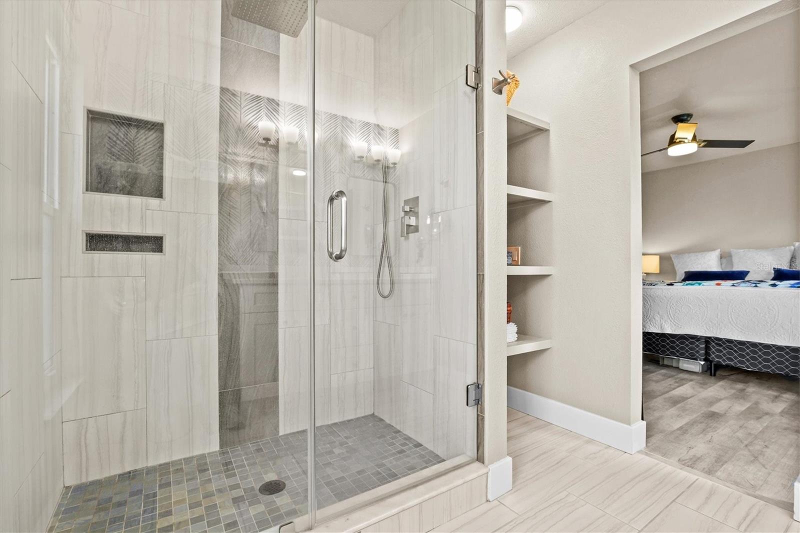 Image 40 of 61 For 15722 Donzi Drive
