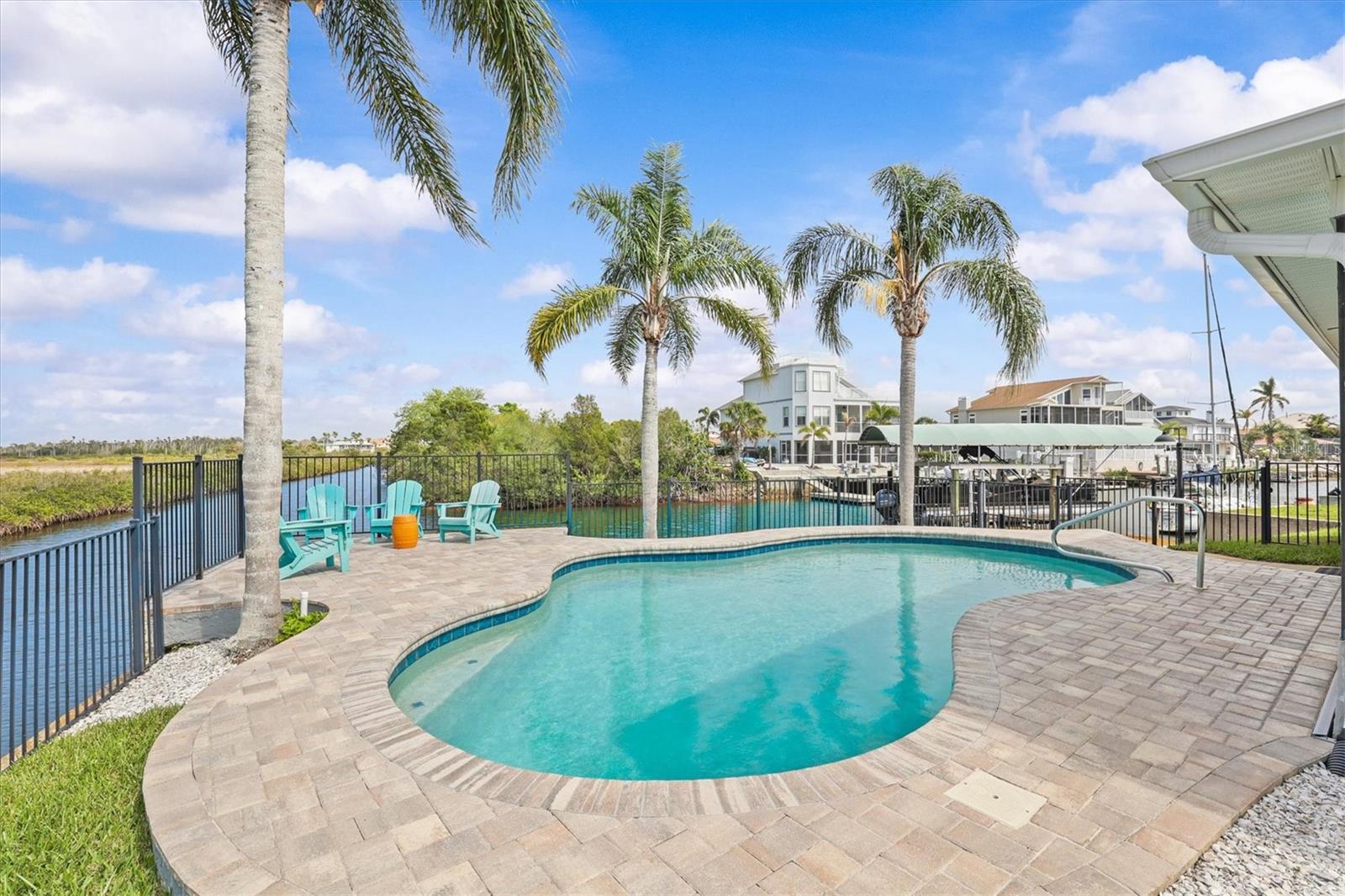Image 49 of 61 For 15722 Donzi Drive