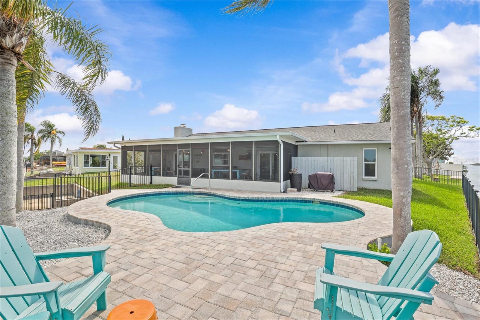 Image 52 of 61 For 15722 Donzi Drive