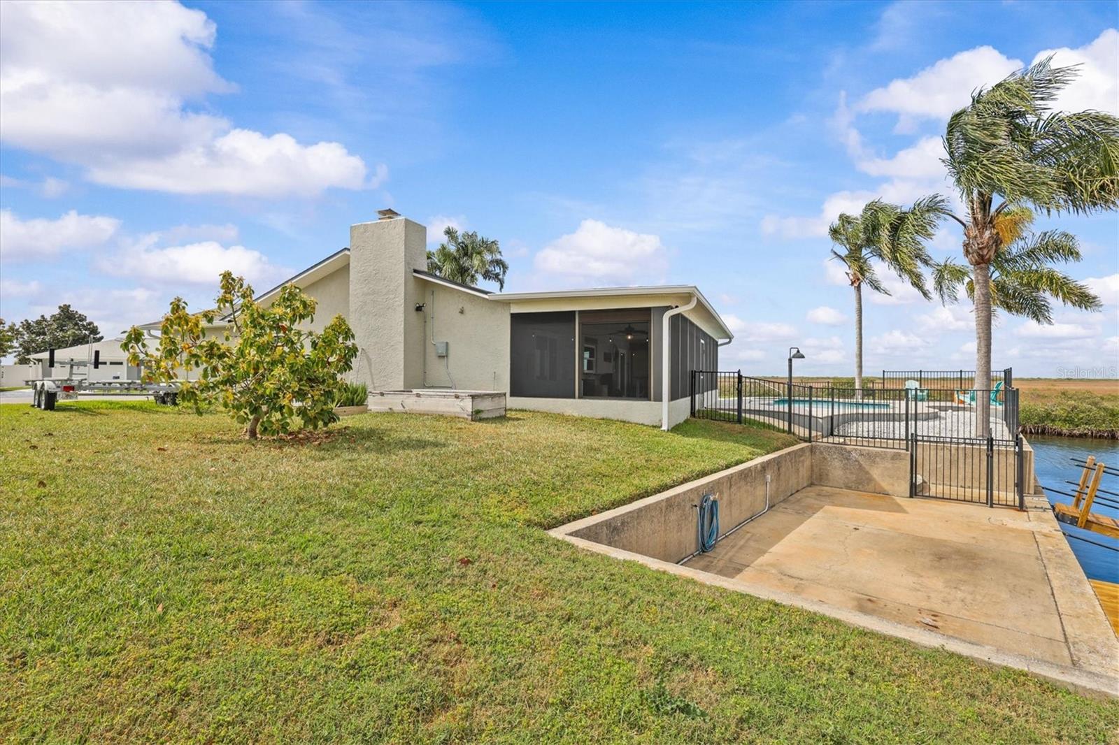 Image 57 of 61 For 15722 Donzi Drive