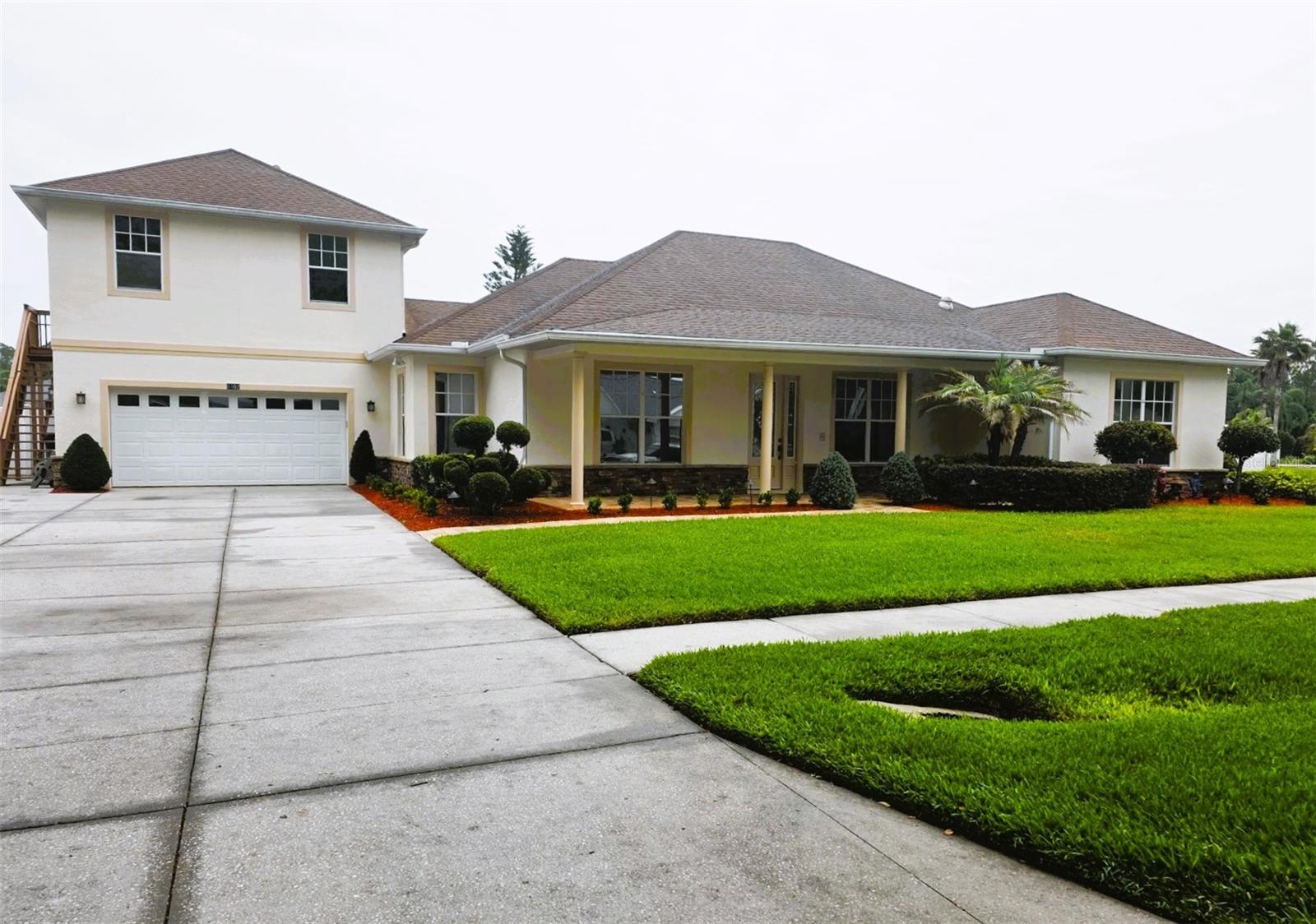 Image 3 of 76 For 6402 Barcellona Road