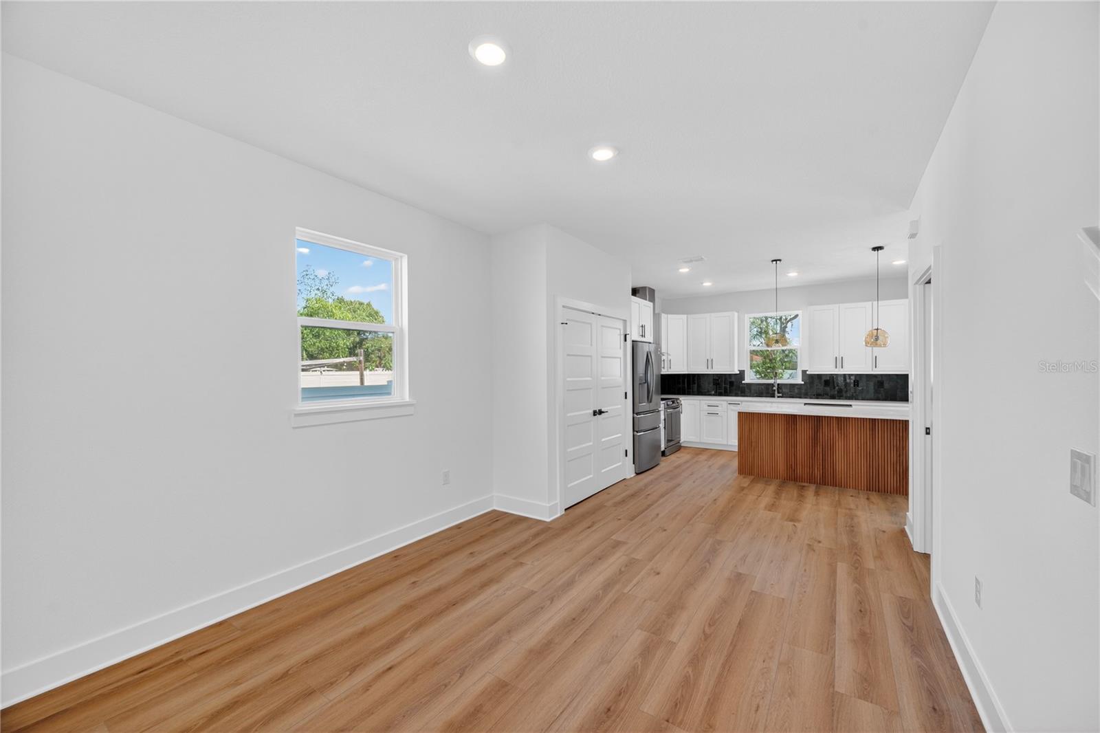 Image 12 of 72 For 4181 56th Avenue N
