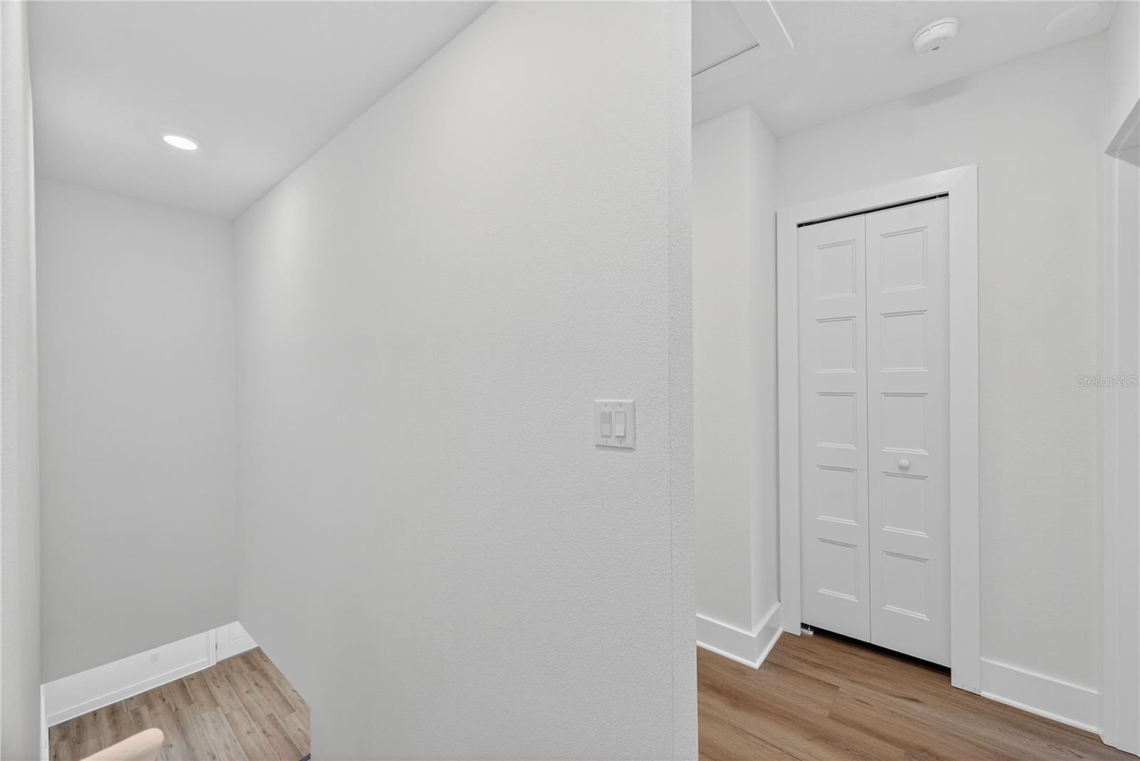 Image 27 of 72 For 4181 56th Avenue N