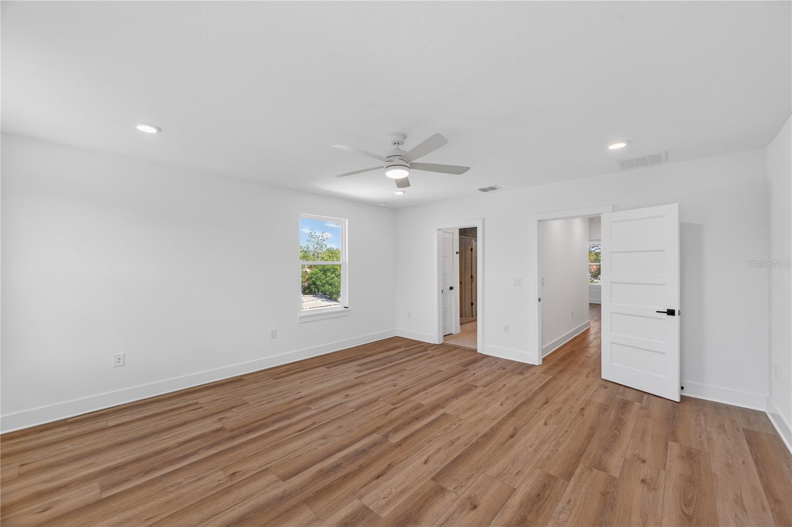 Image 30 of 72 For 4181 56th Avenue N