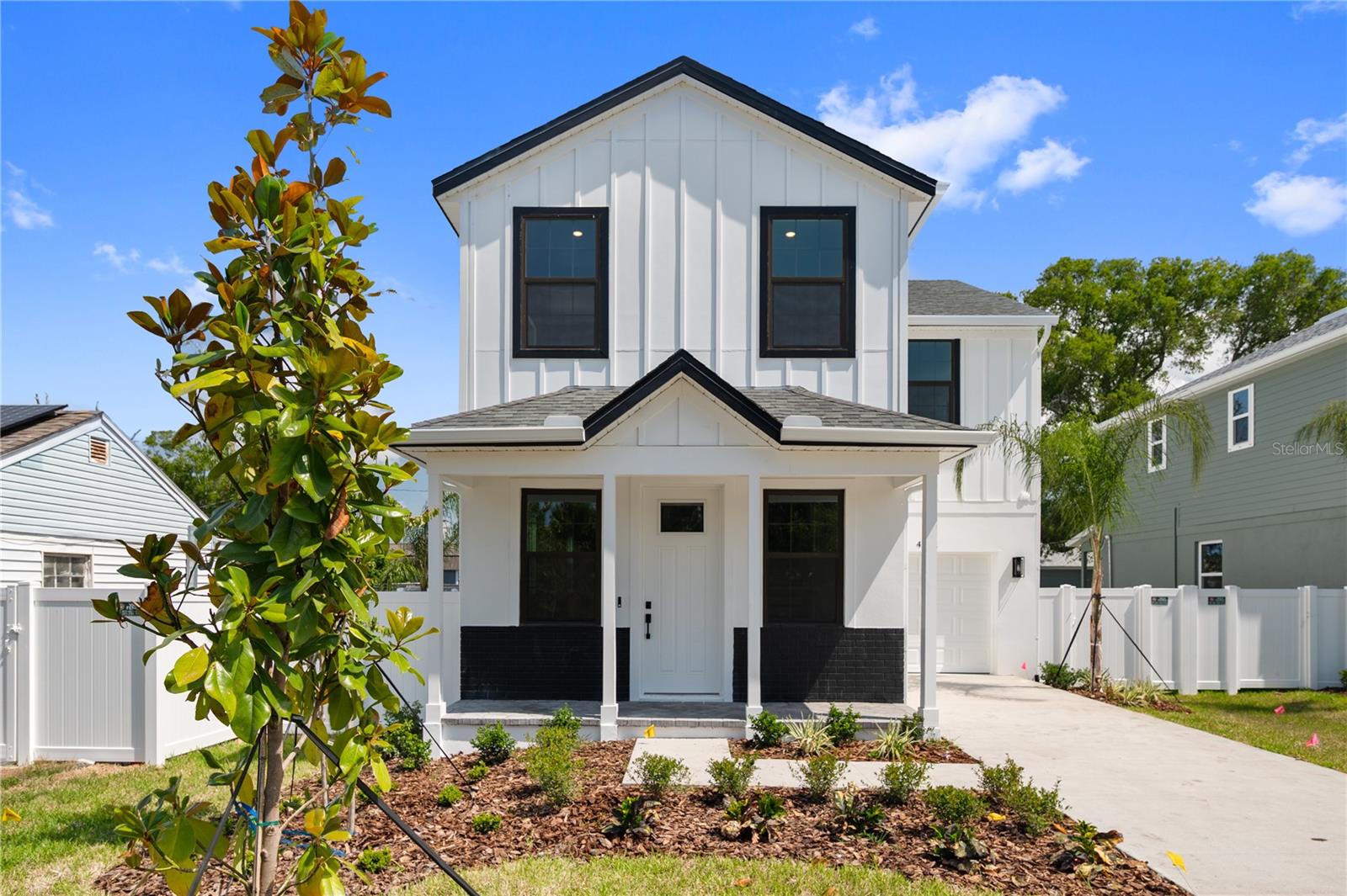 Image 4 of 72 For 4181 56th Avenue N