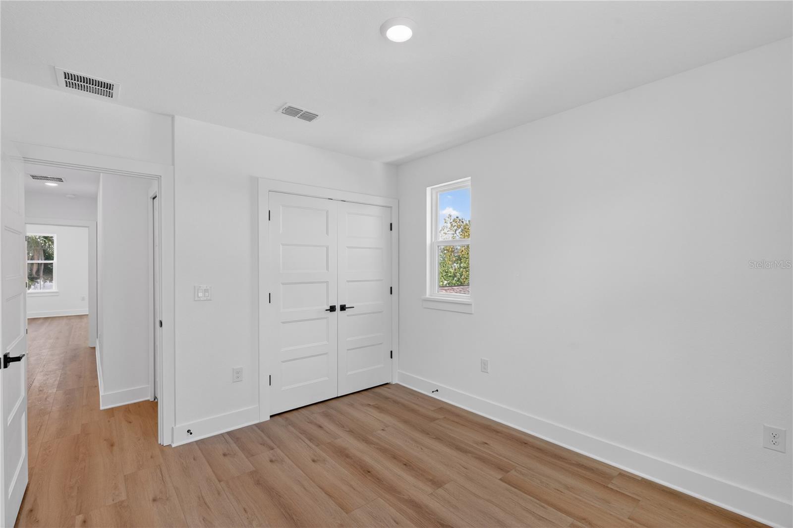 Image 40 of 72 For 4181 56th Avenue N