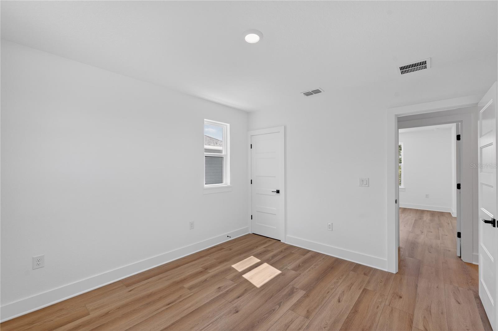 Image 42 of 72 For 4181 56th Avenue N