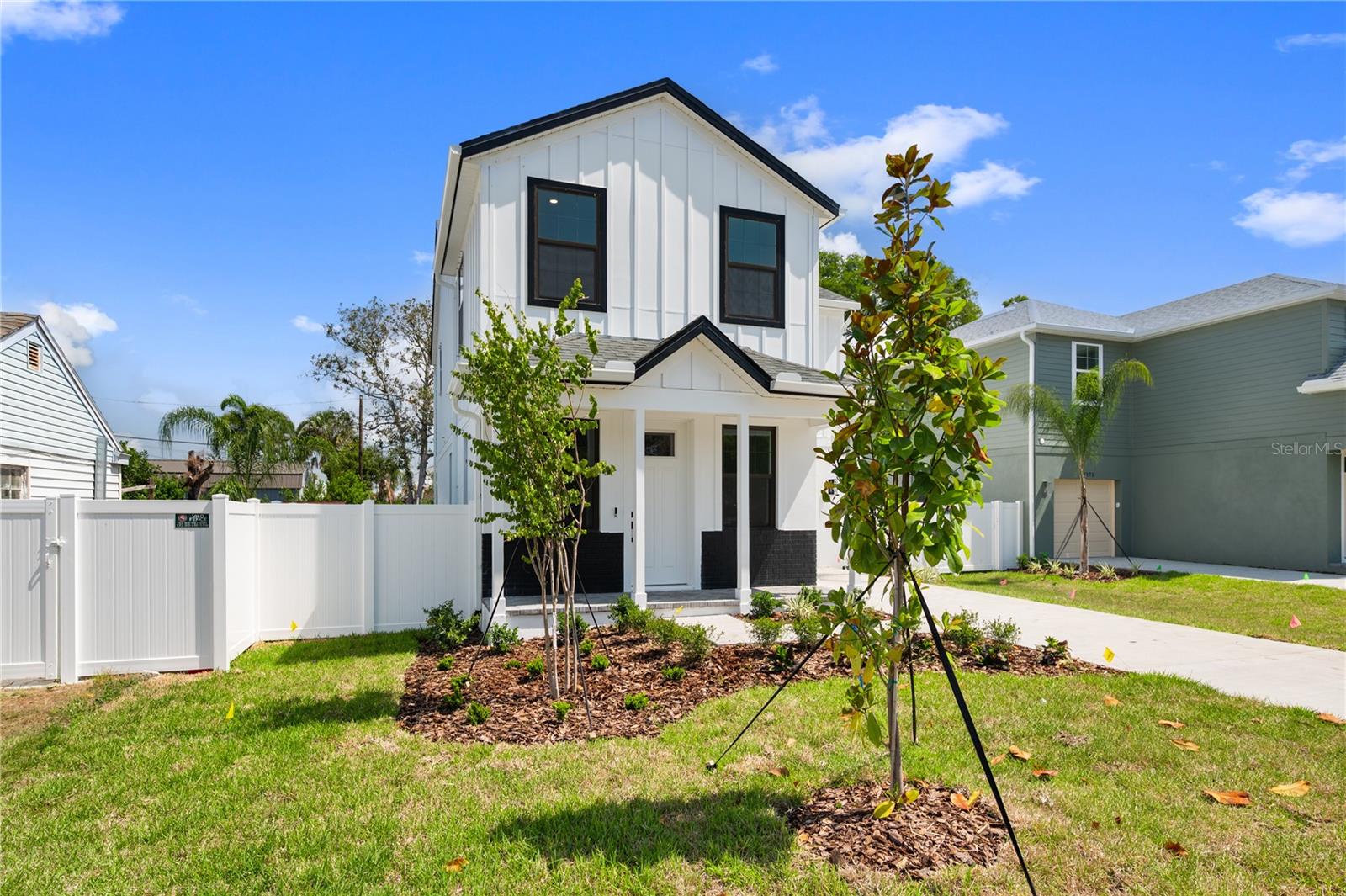 Image 5 of 72 For 4181 56th Avenue N